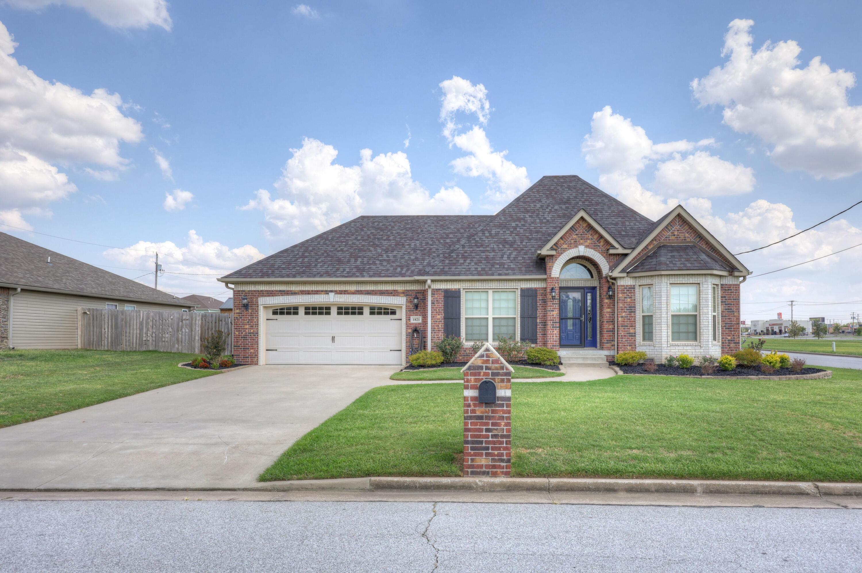 main property photo 12