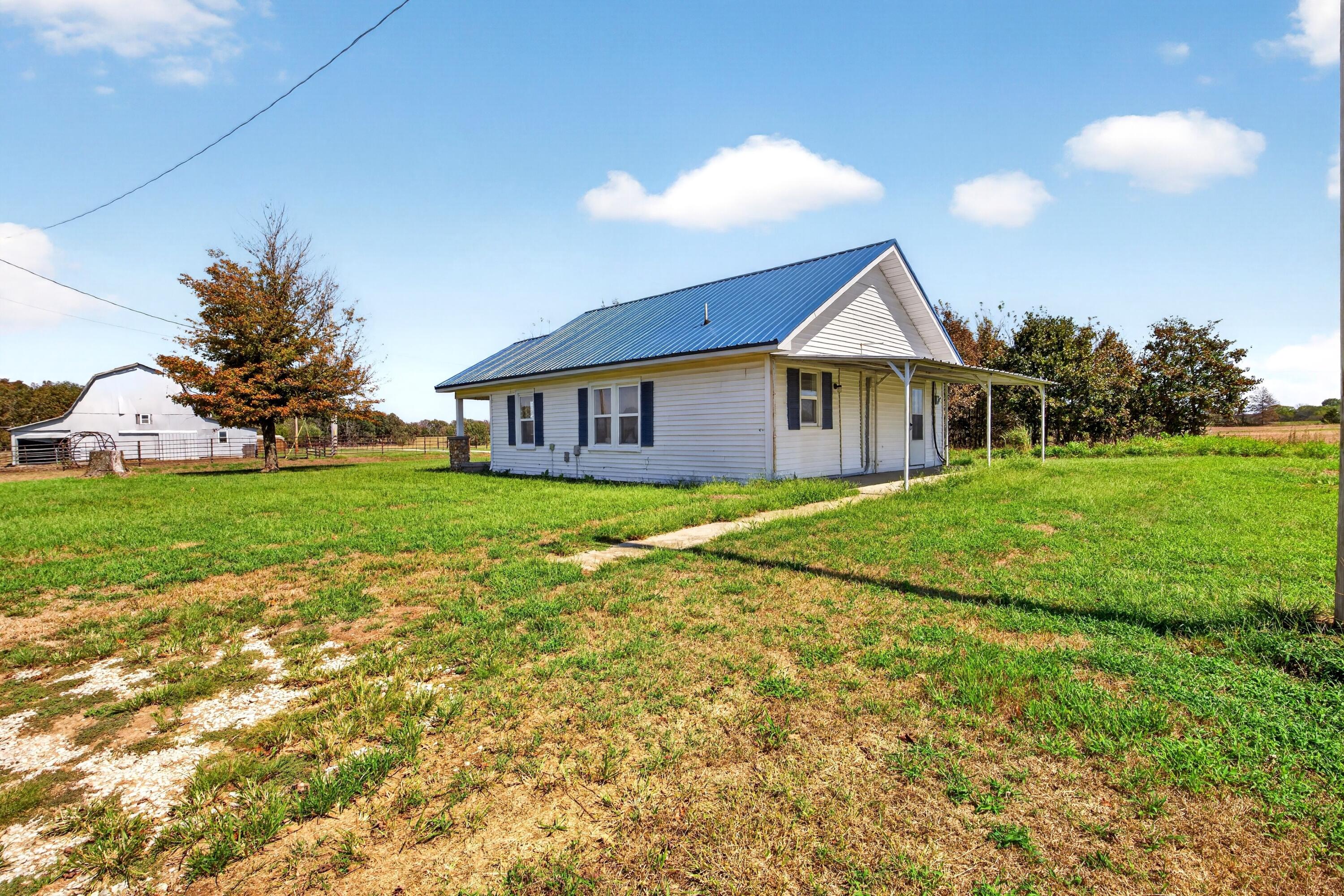 main property photo 10