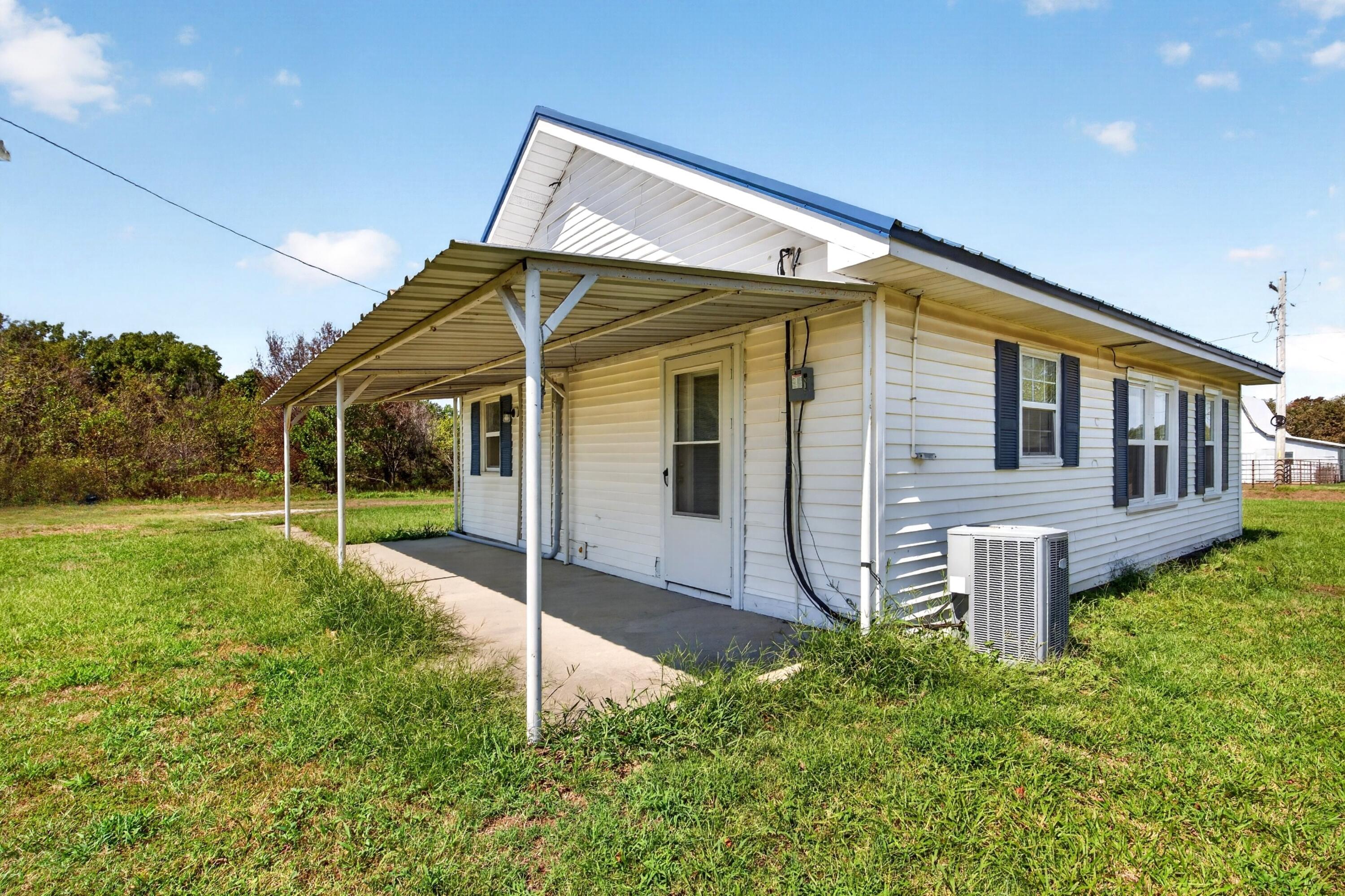 main property photo 12