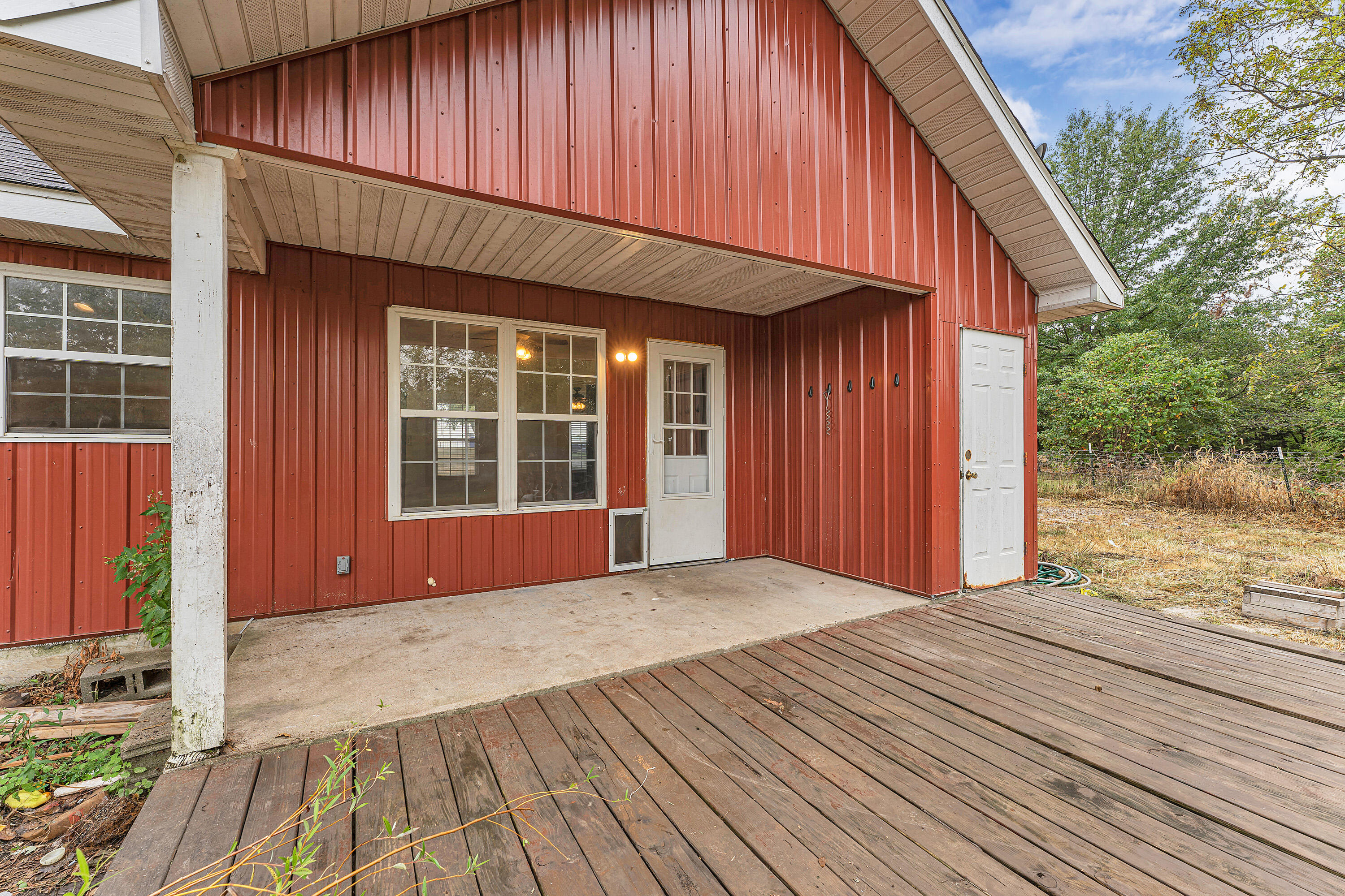 main property photo 33