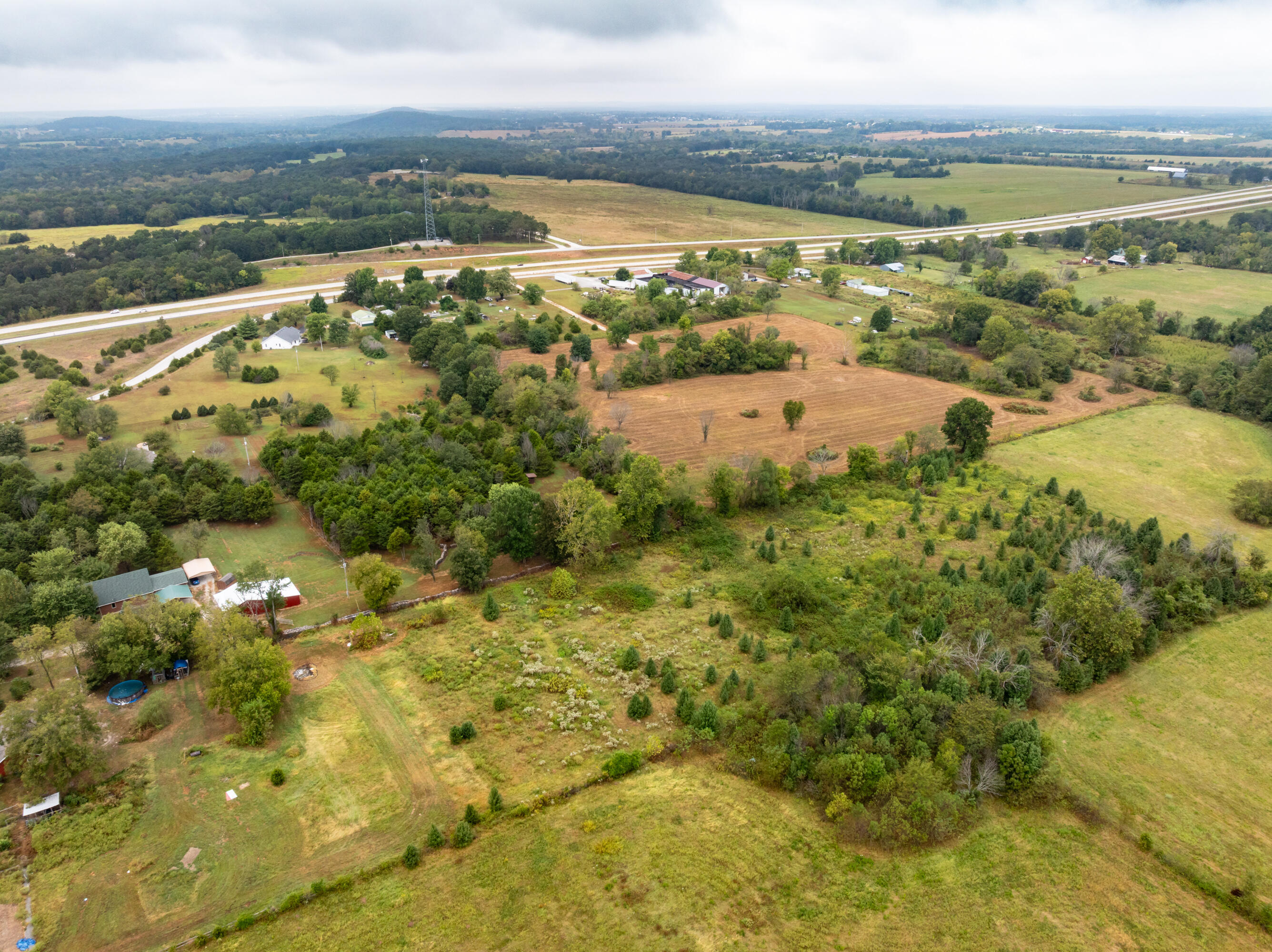 main property photo 59