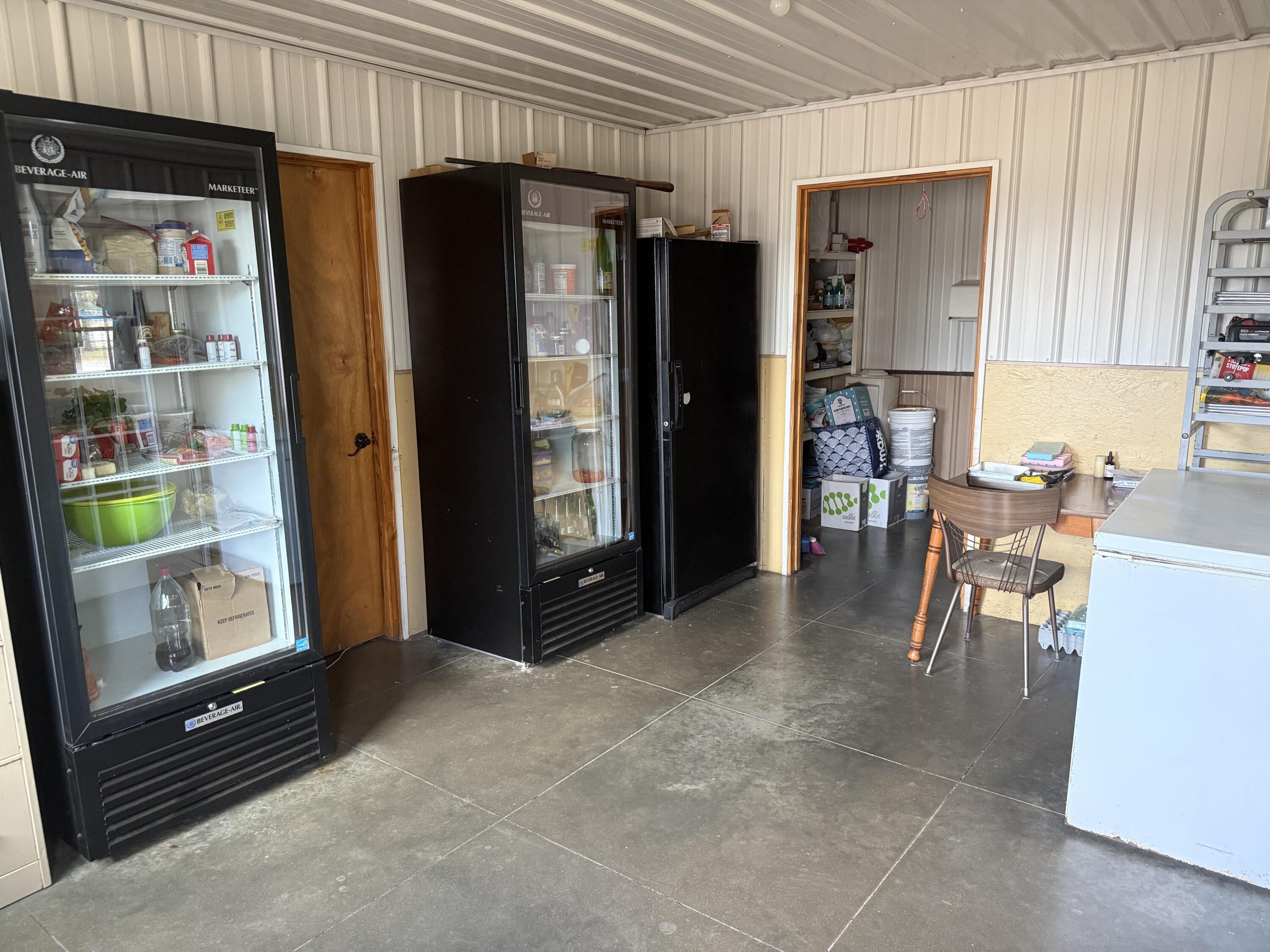 main property photo 13
