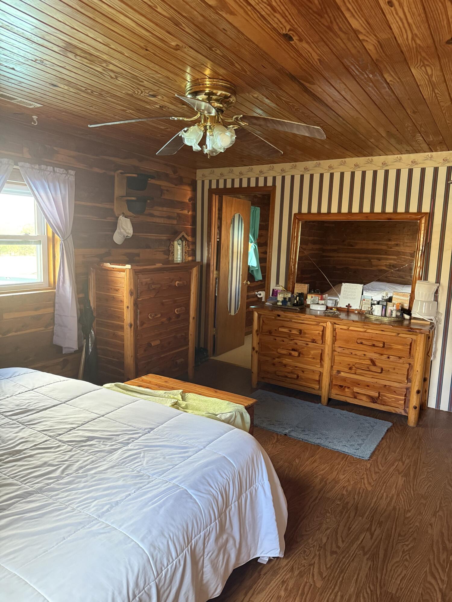 main property photo 43