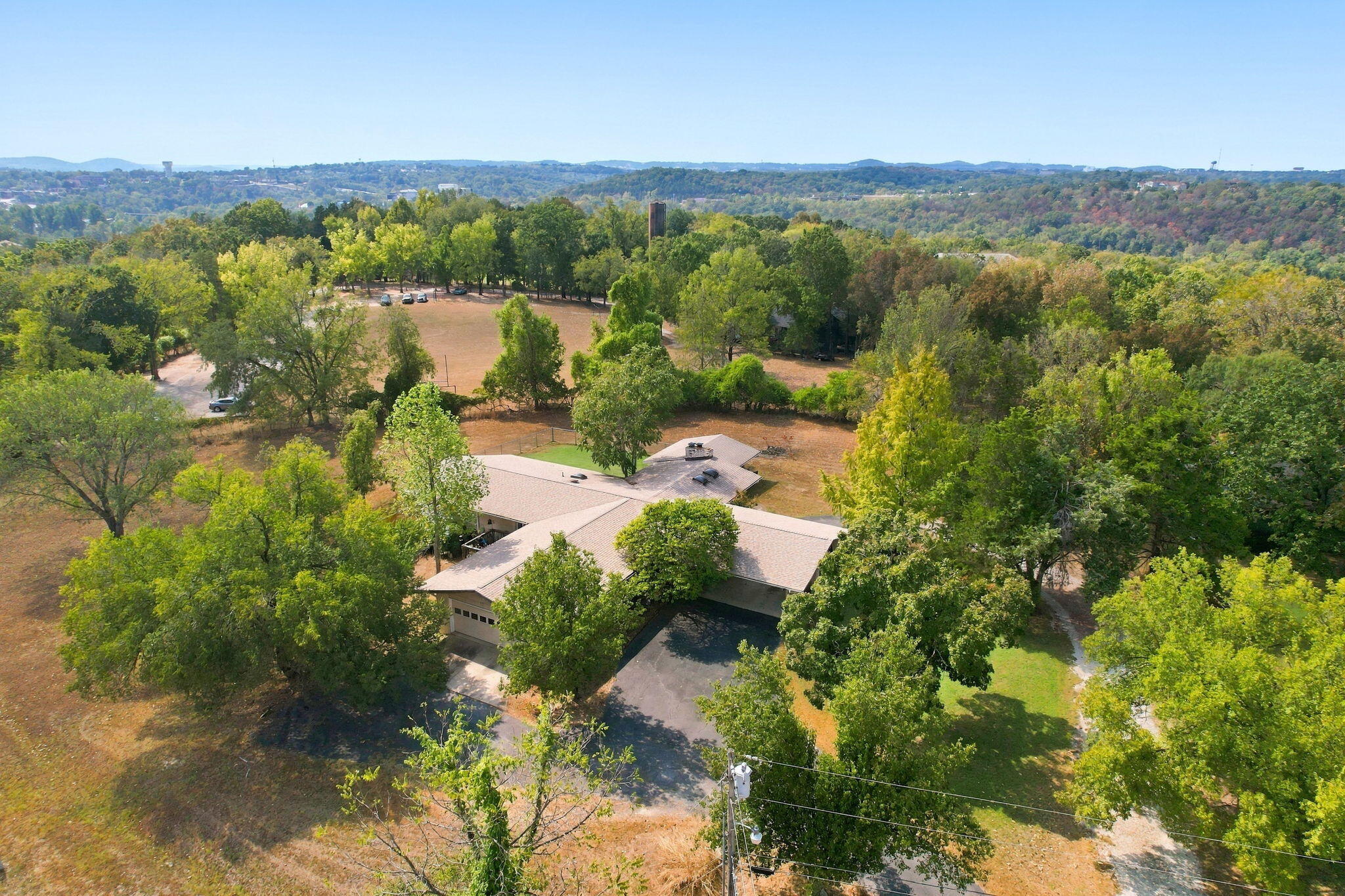 main property photo 37