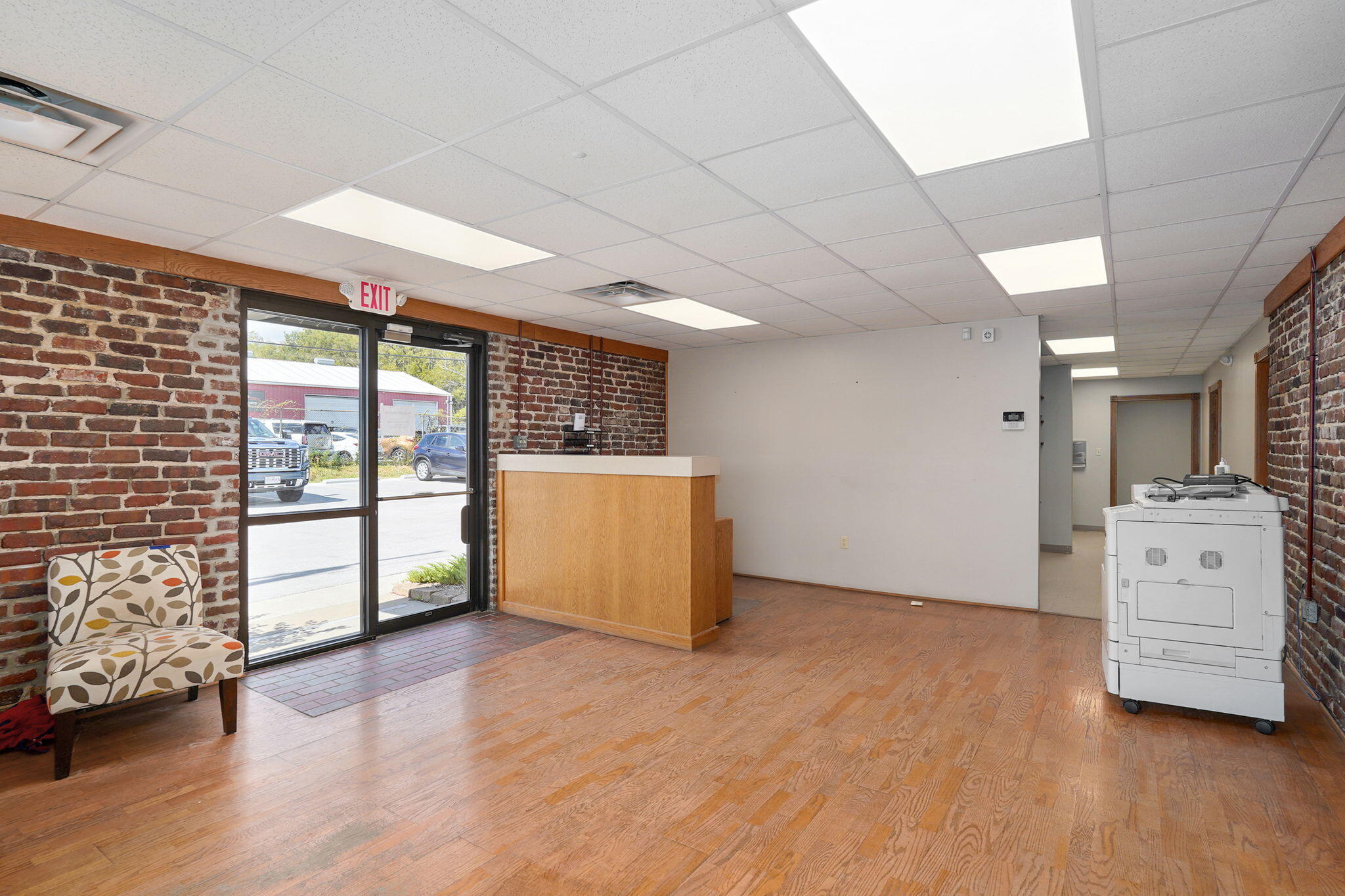 main property photo 7