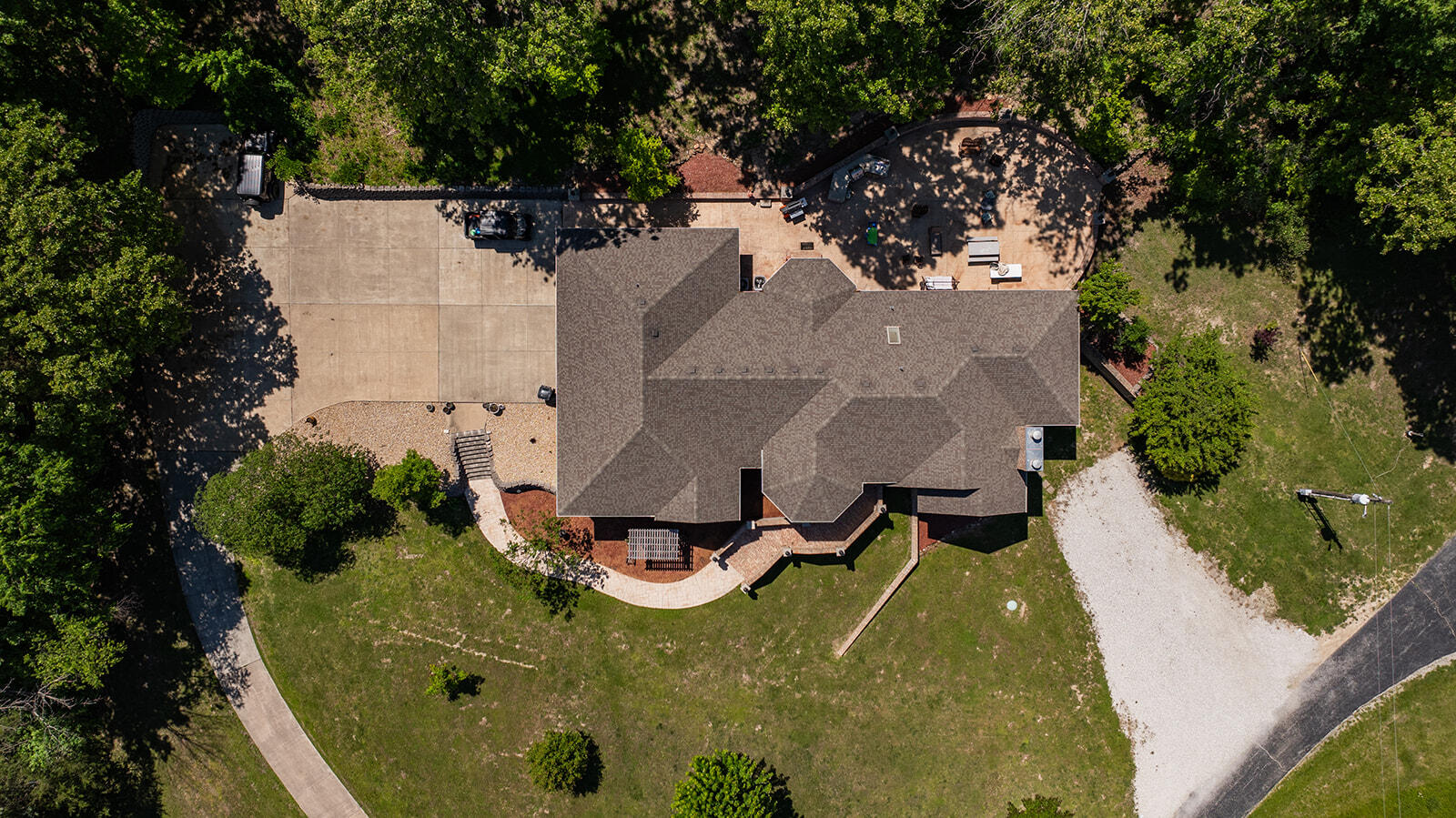 main property photo 59