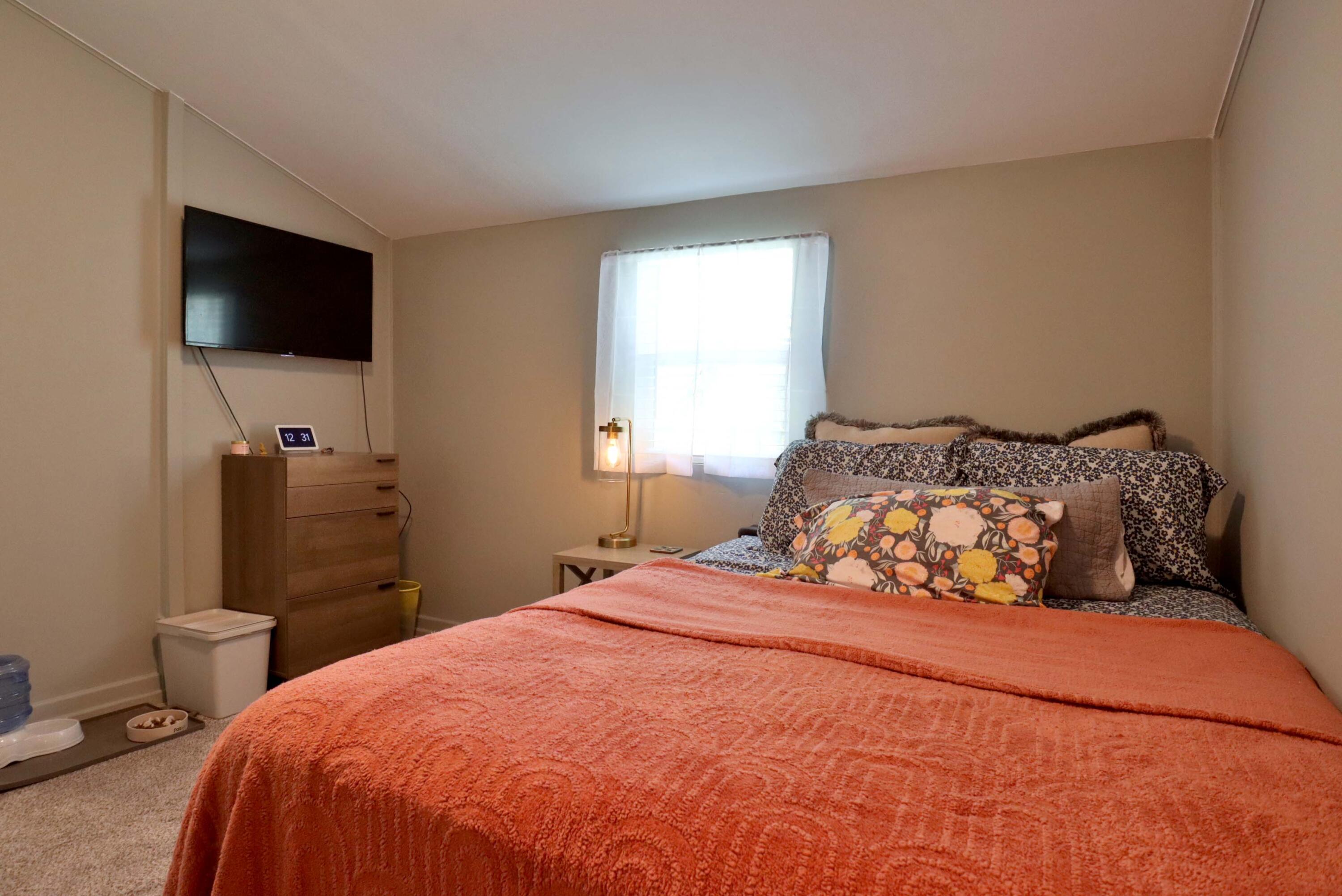 main property photo 24
