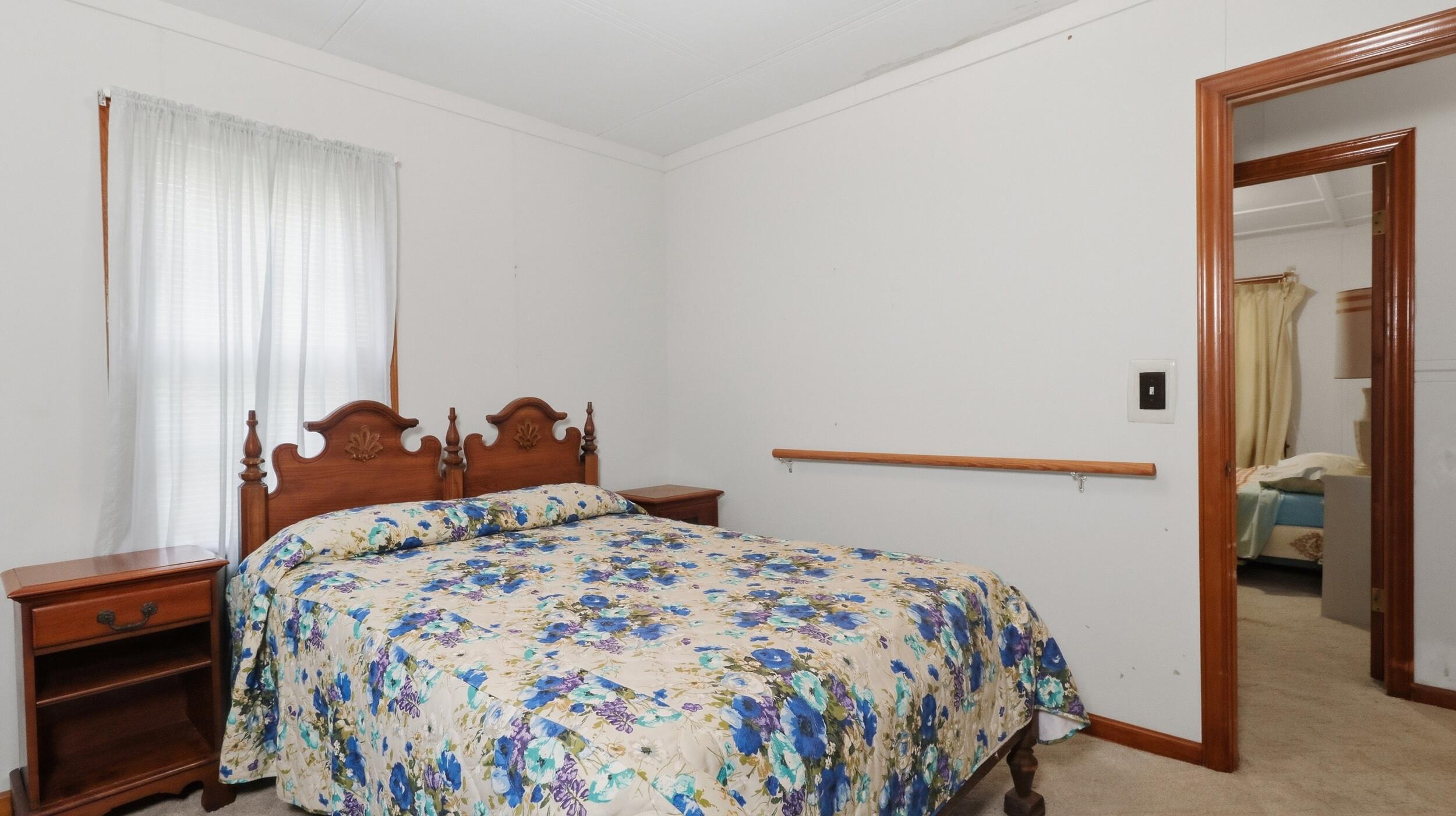 main property photo 34