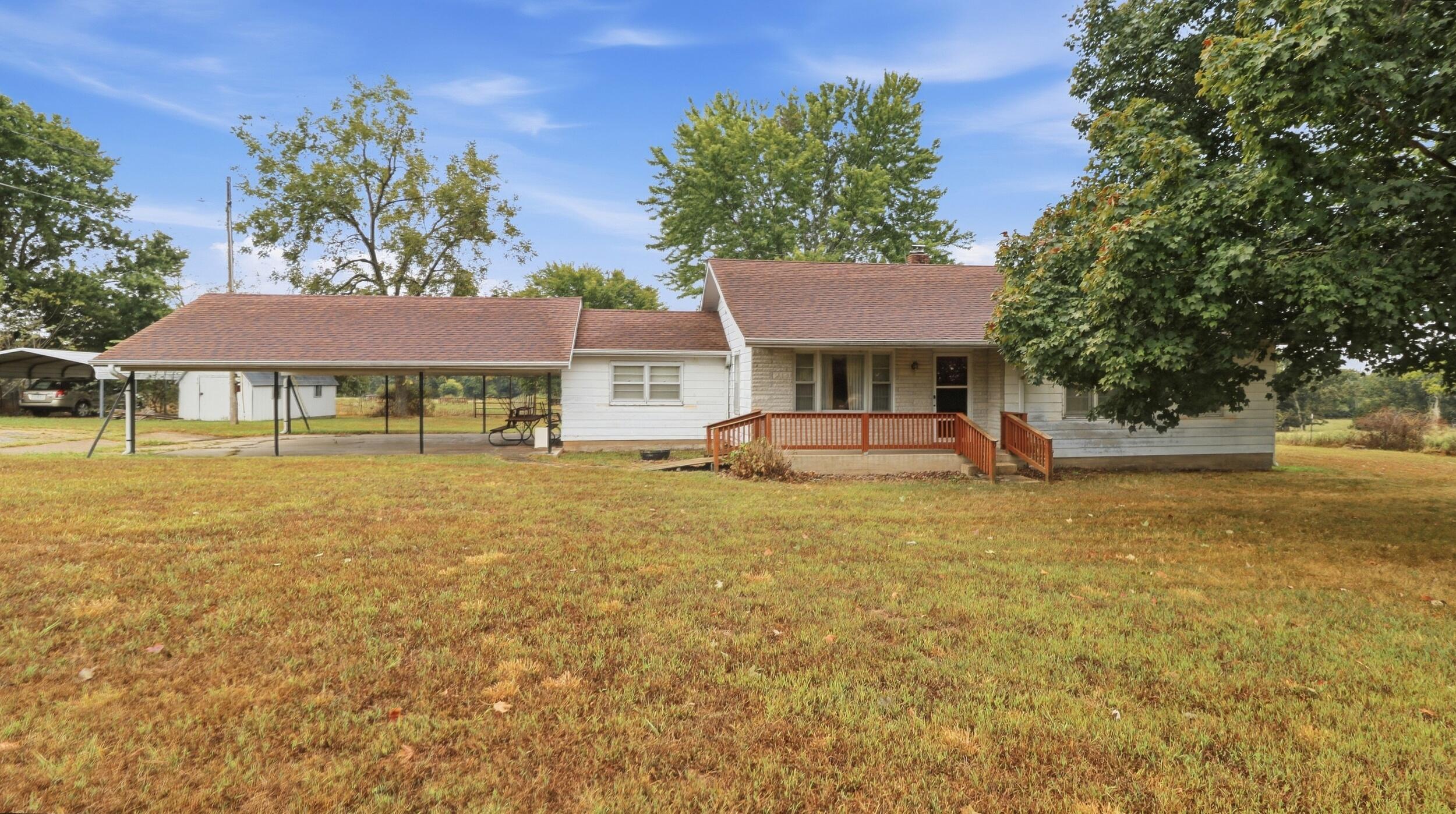 main property photo 40