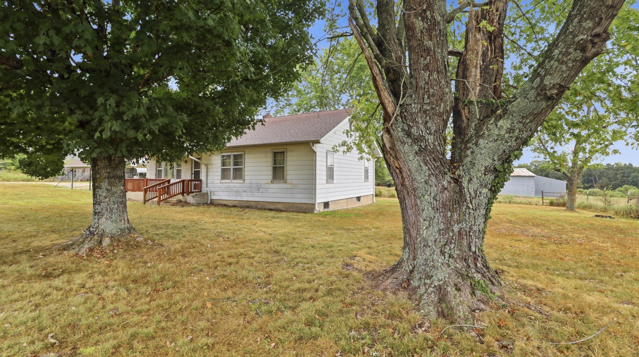 main property photo 41