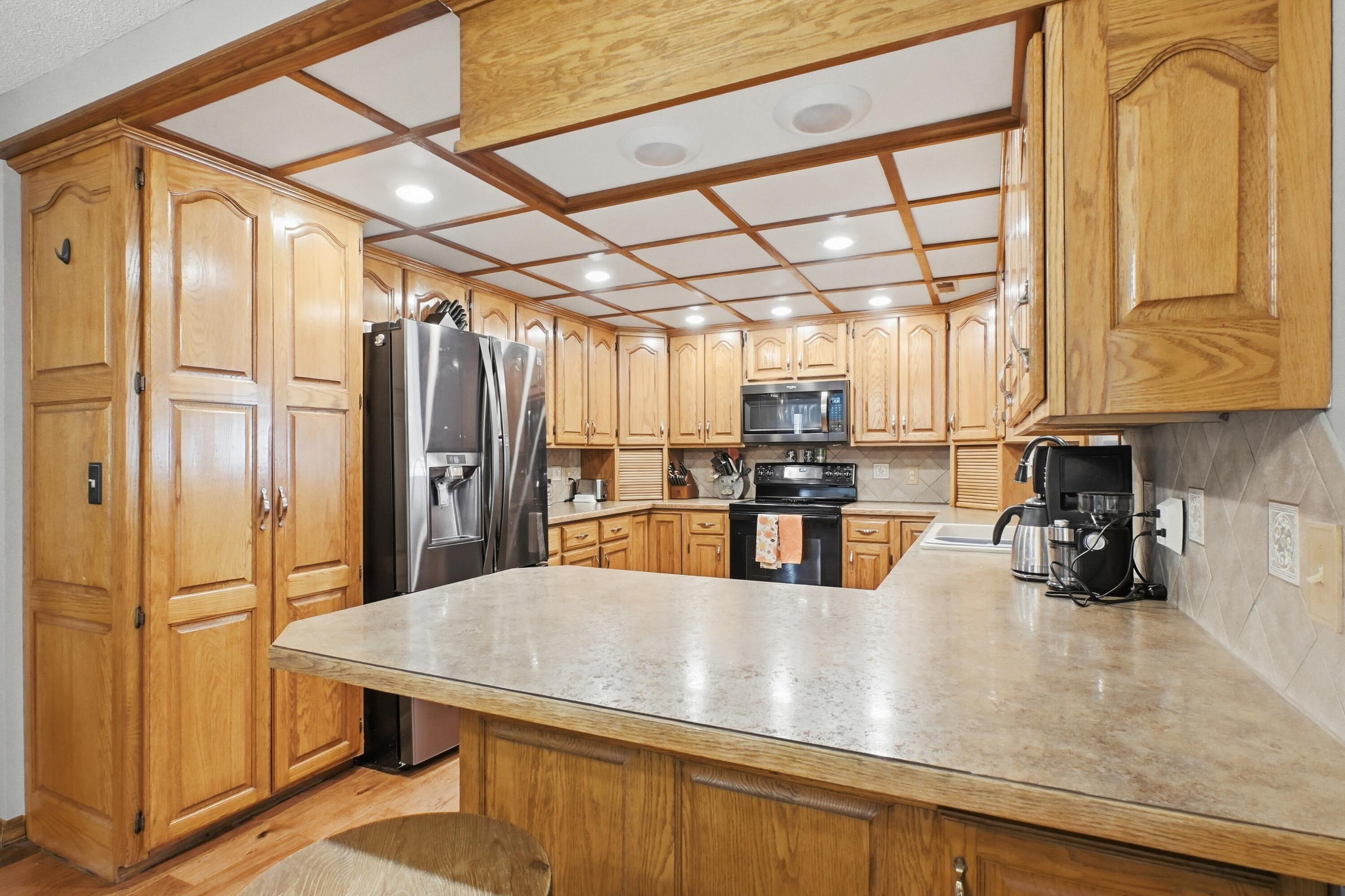 main property photo 17