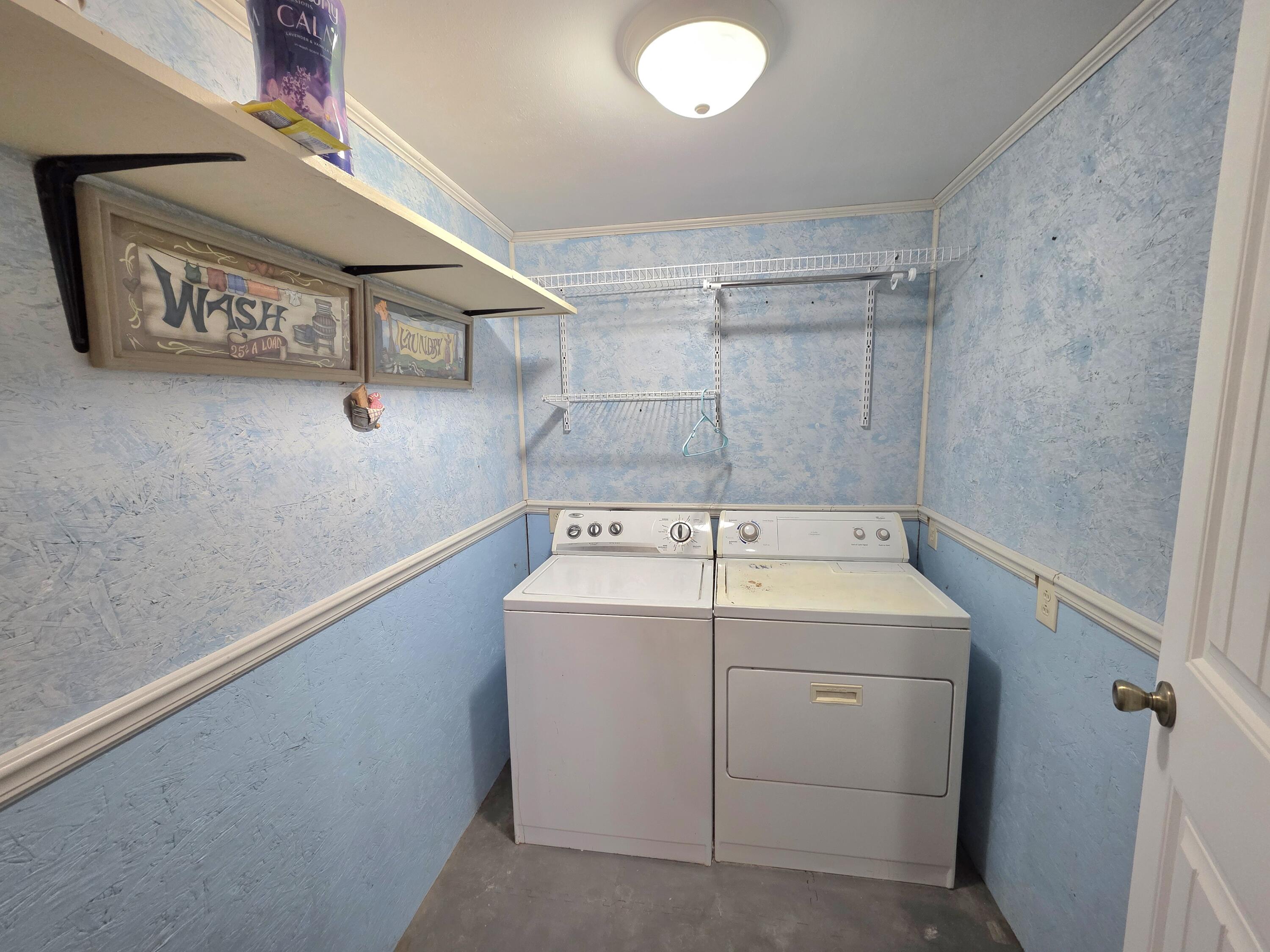 main property photo 16