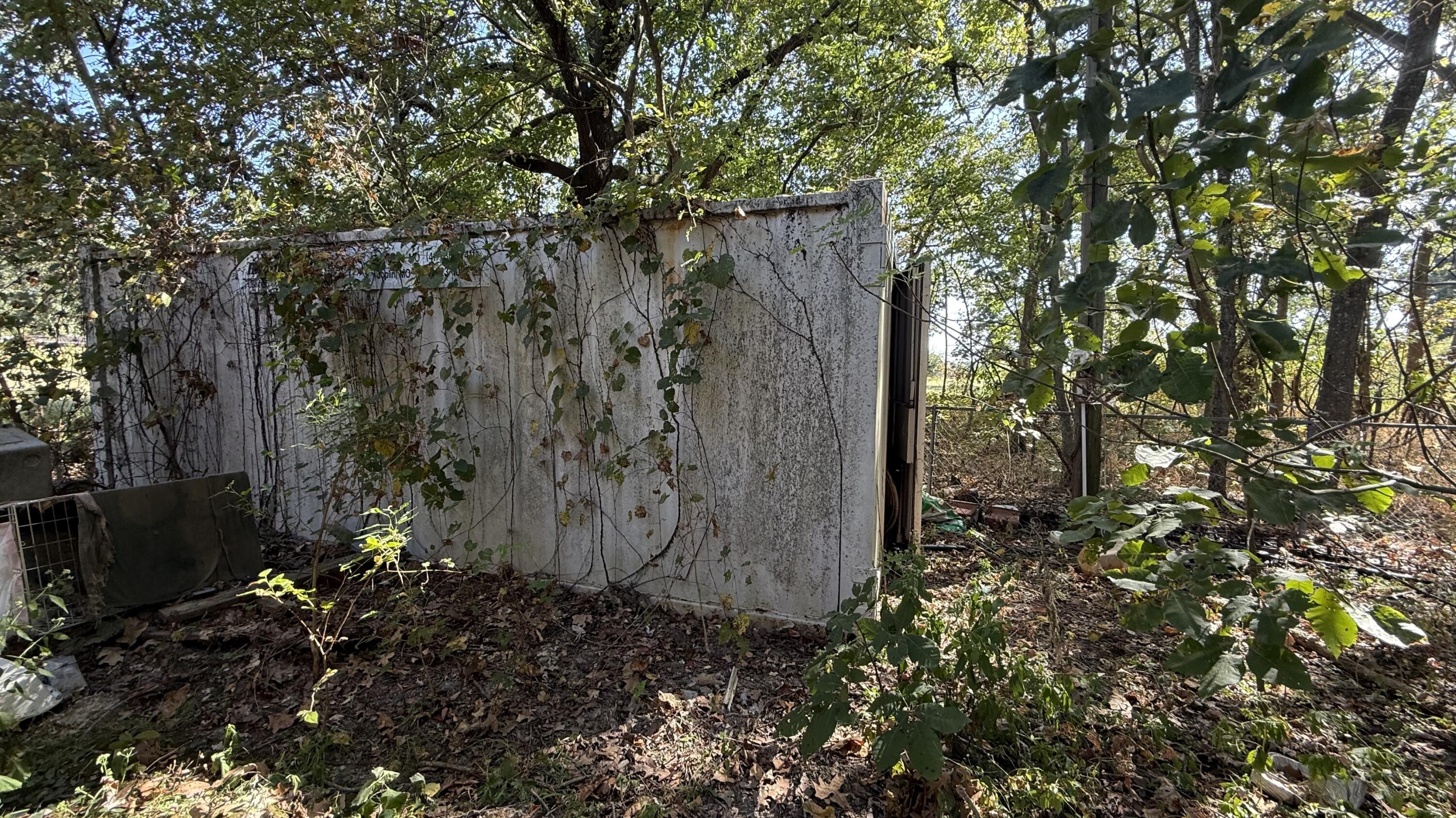 main property photo 6