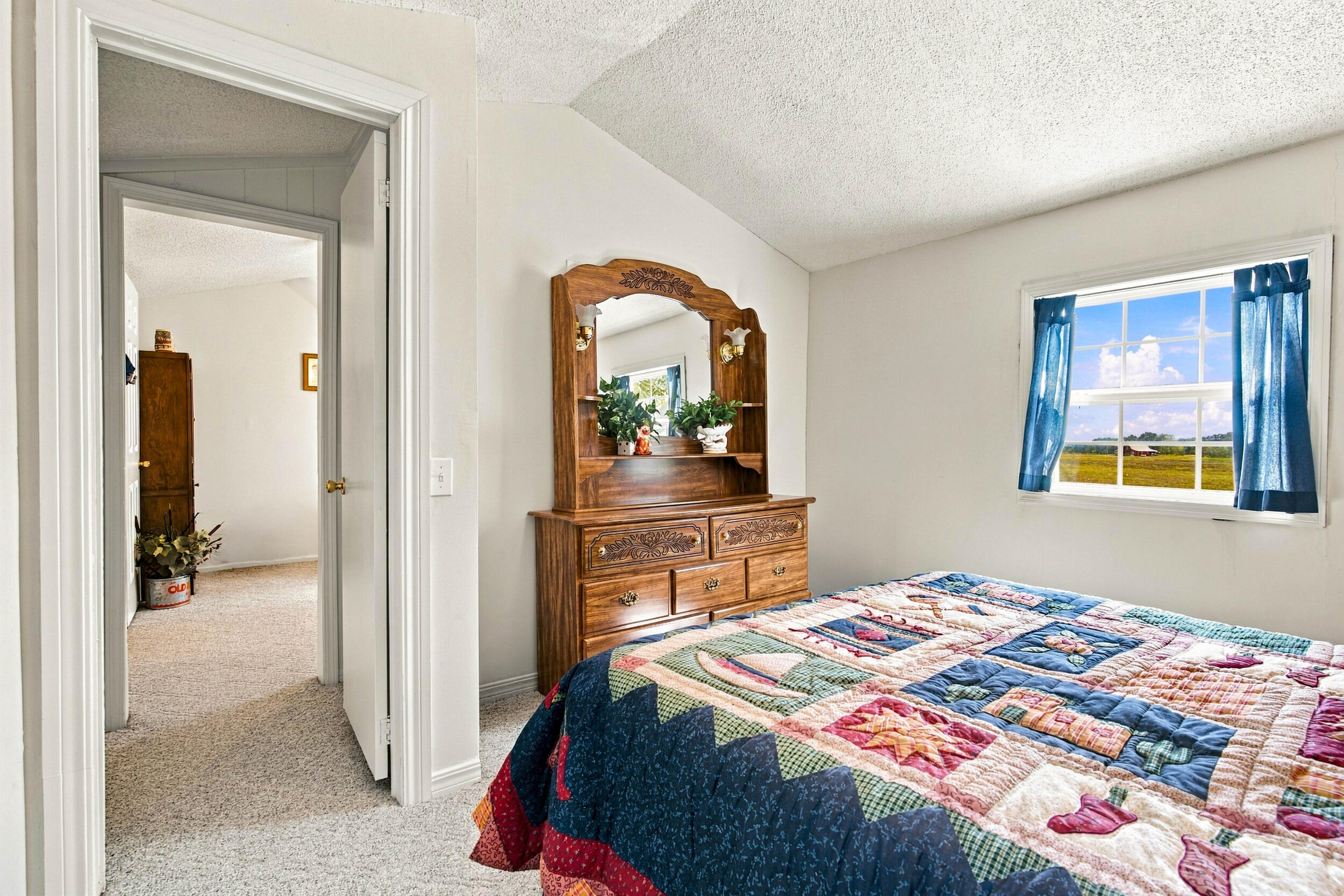 main property photo 46