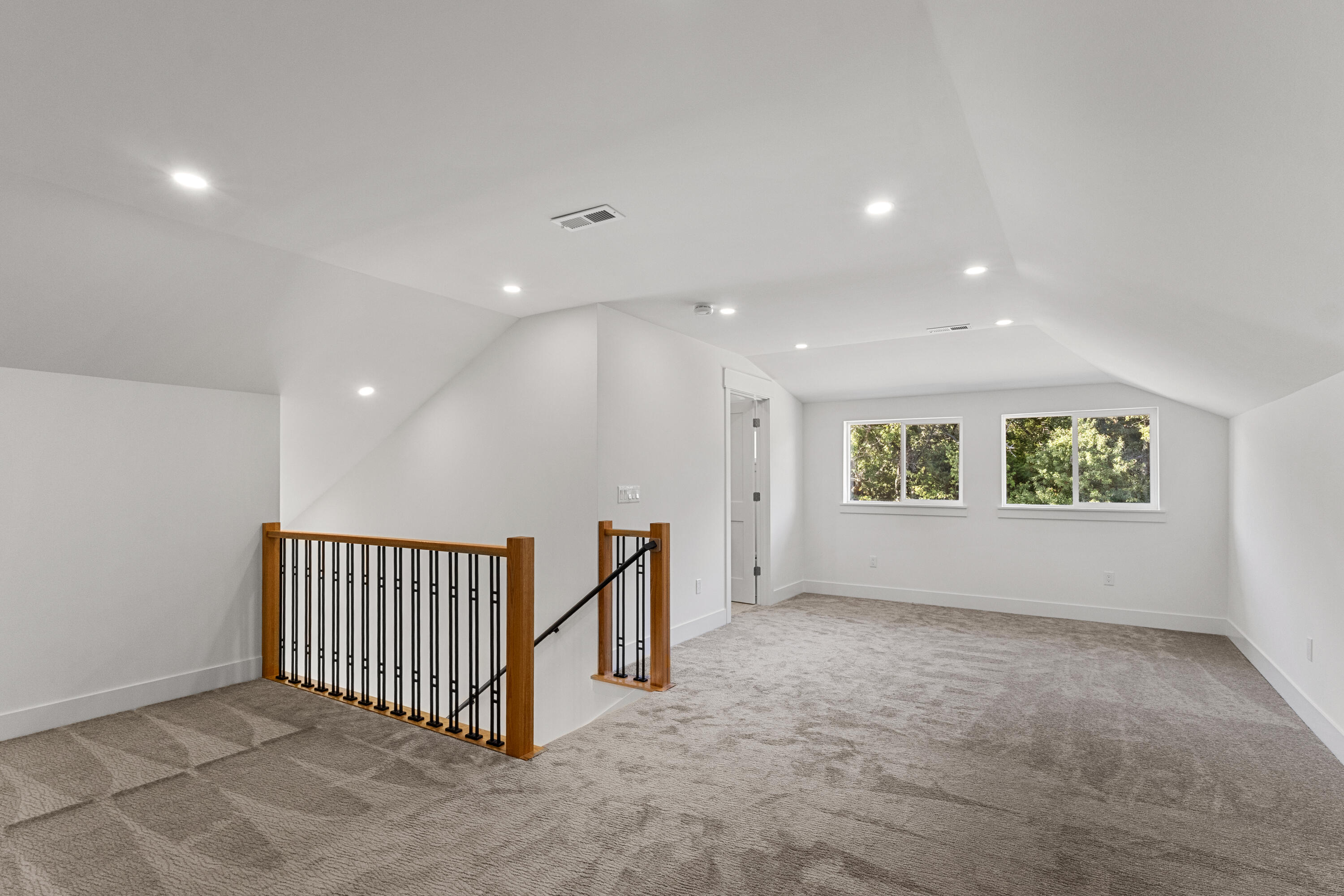 main property photo 66