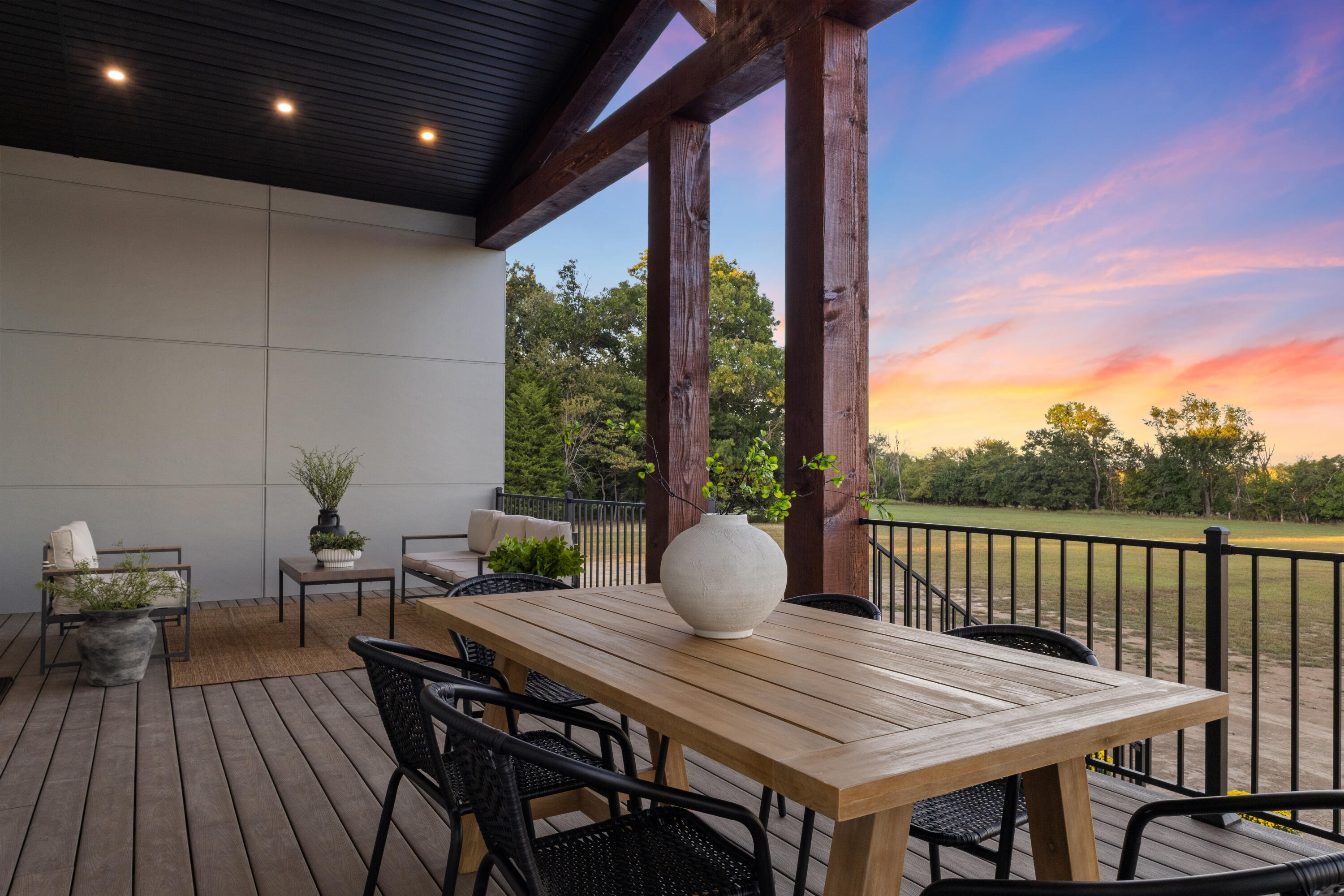 main property photo 74