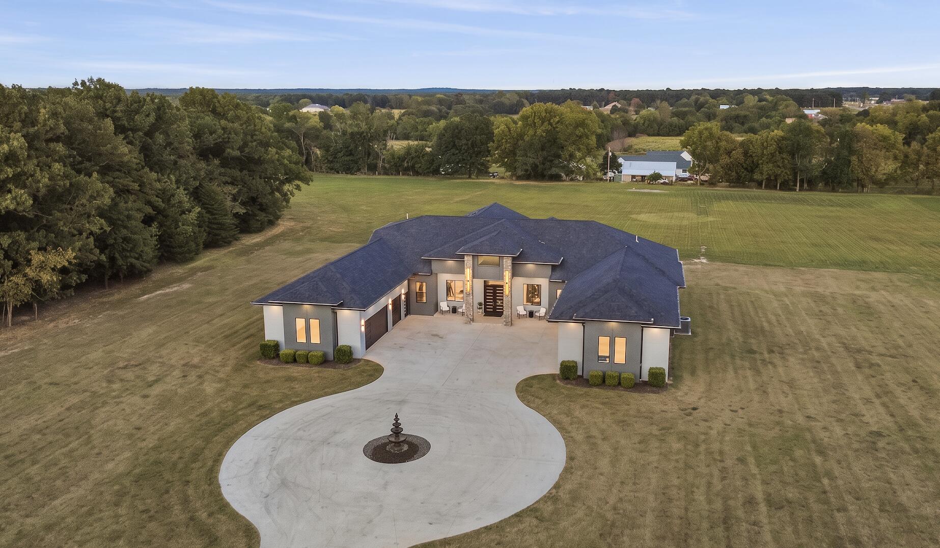 main property photo 82
