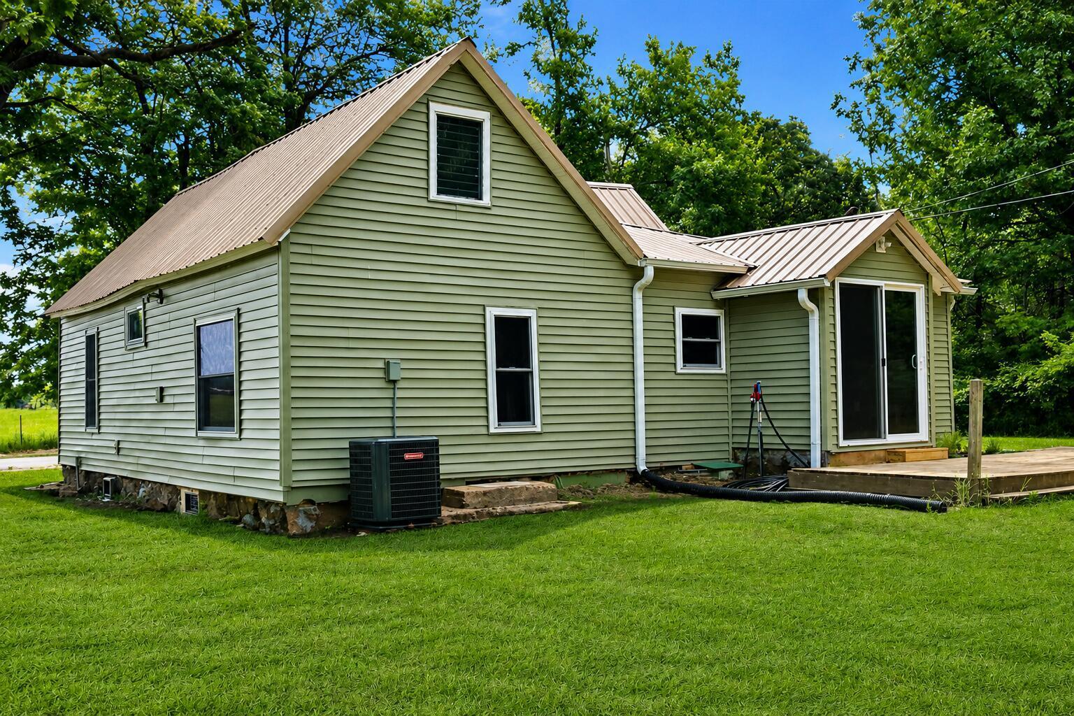 main property photo 18