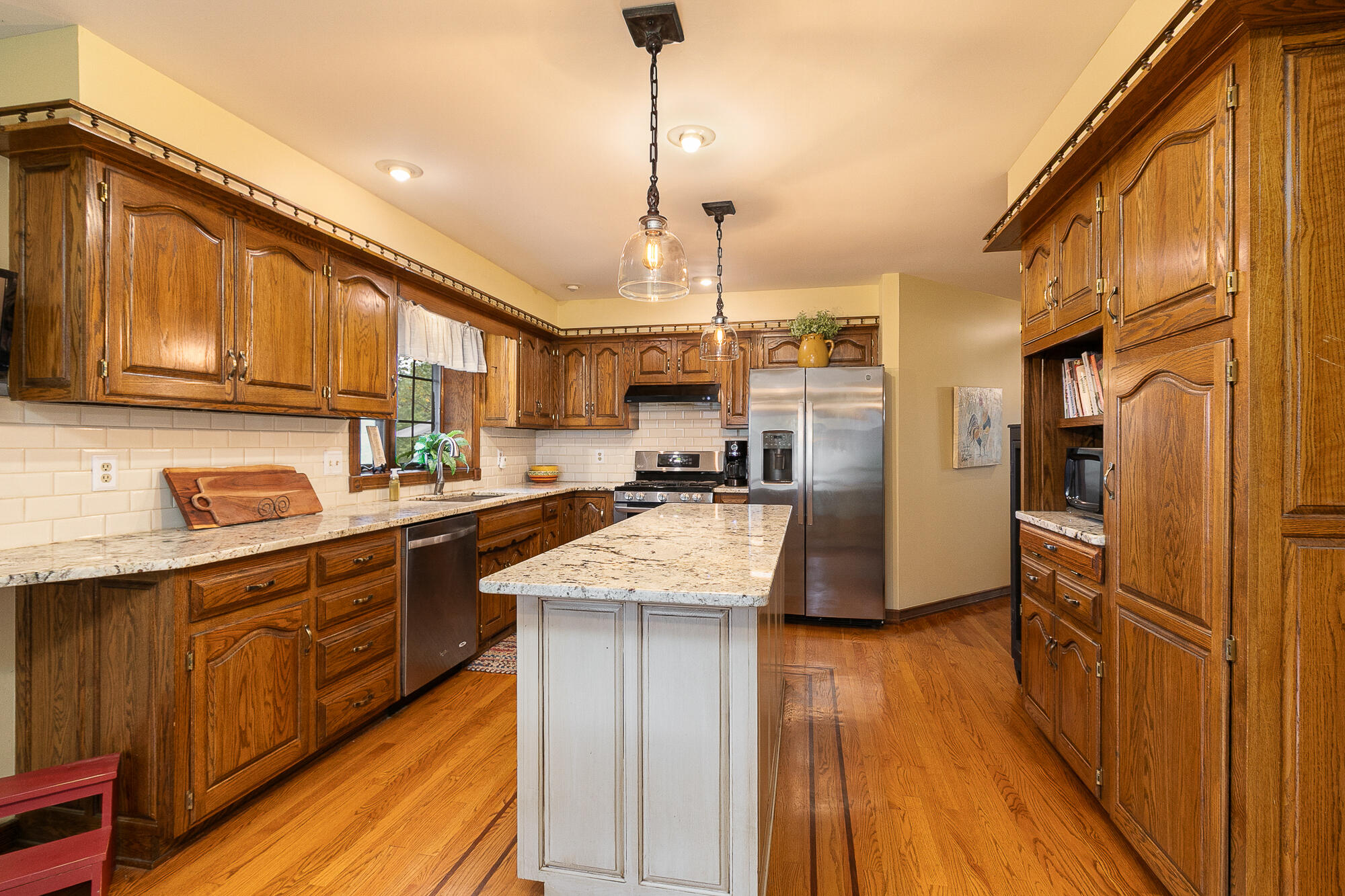 main property photo 17