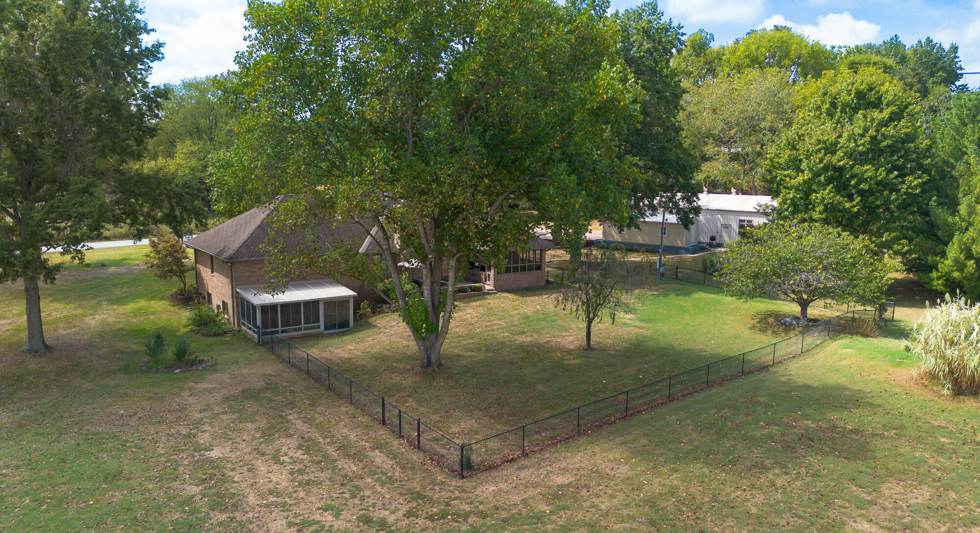 main property photo 75