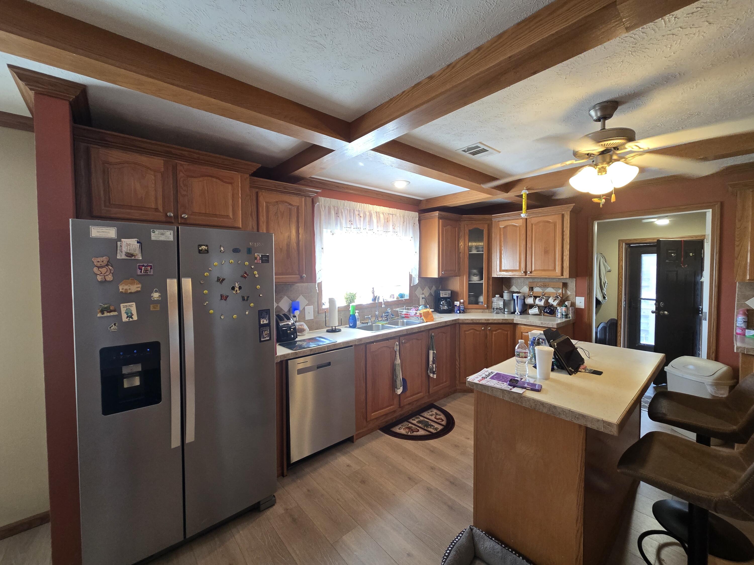 main property photo 17