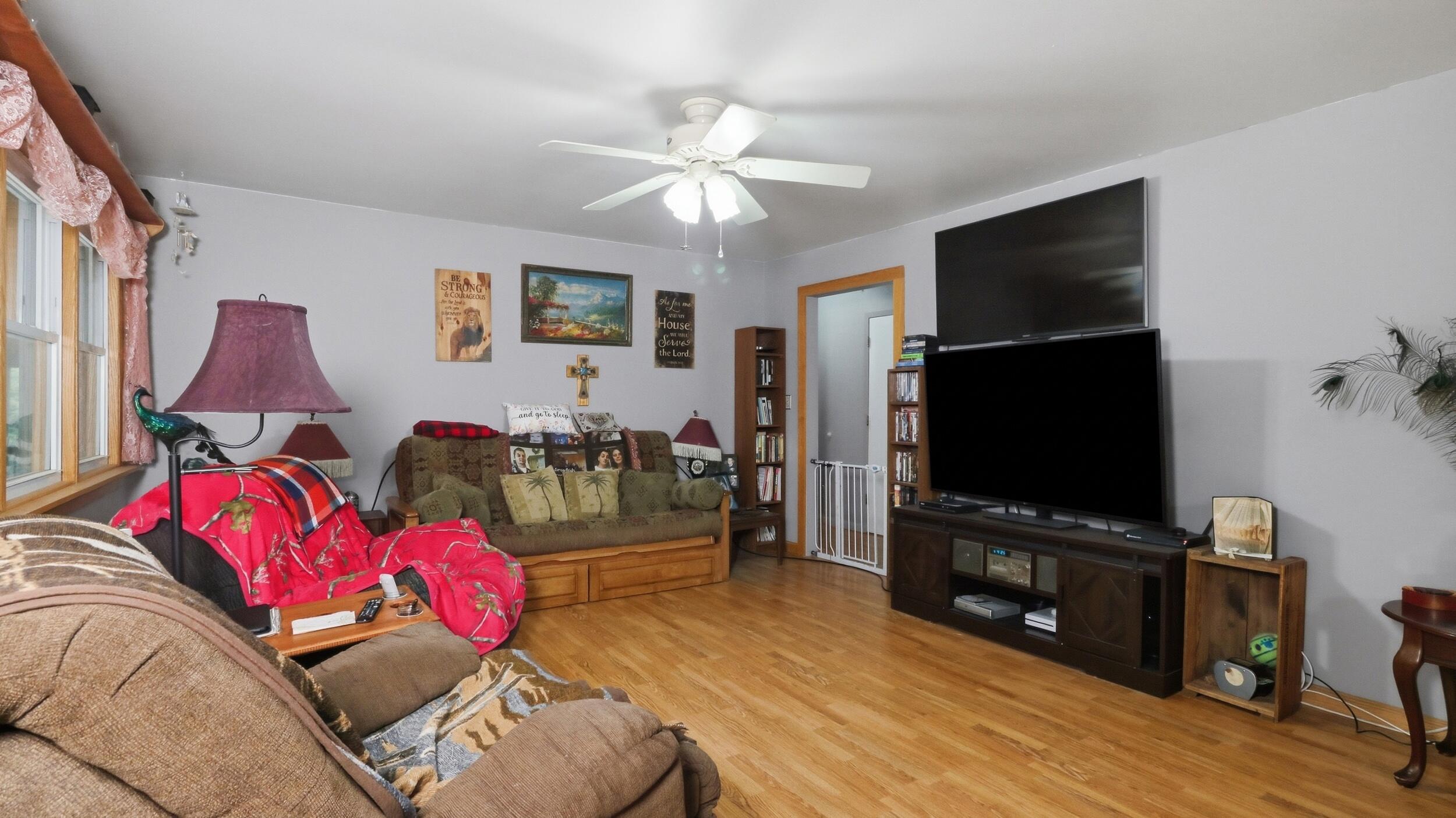 main property photo 42