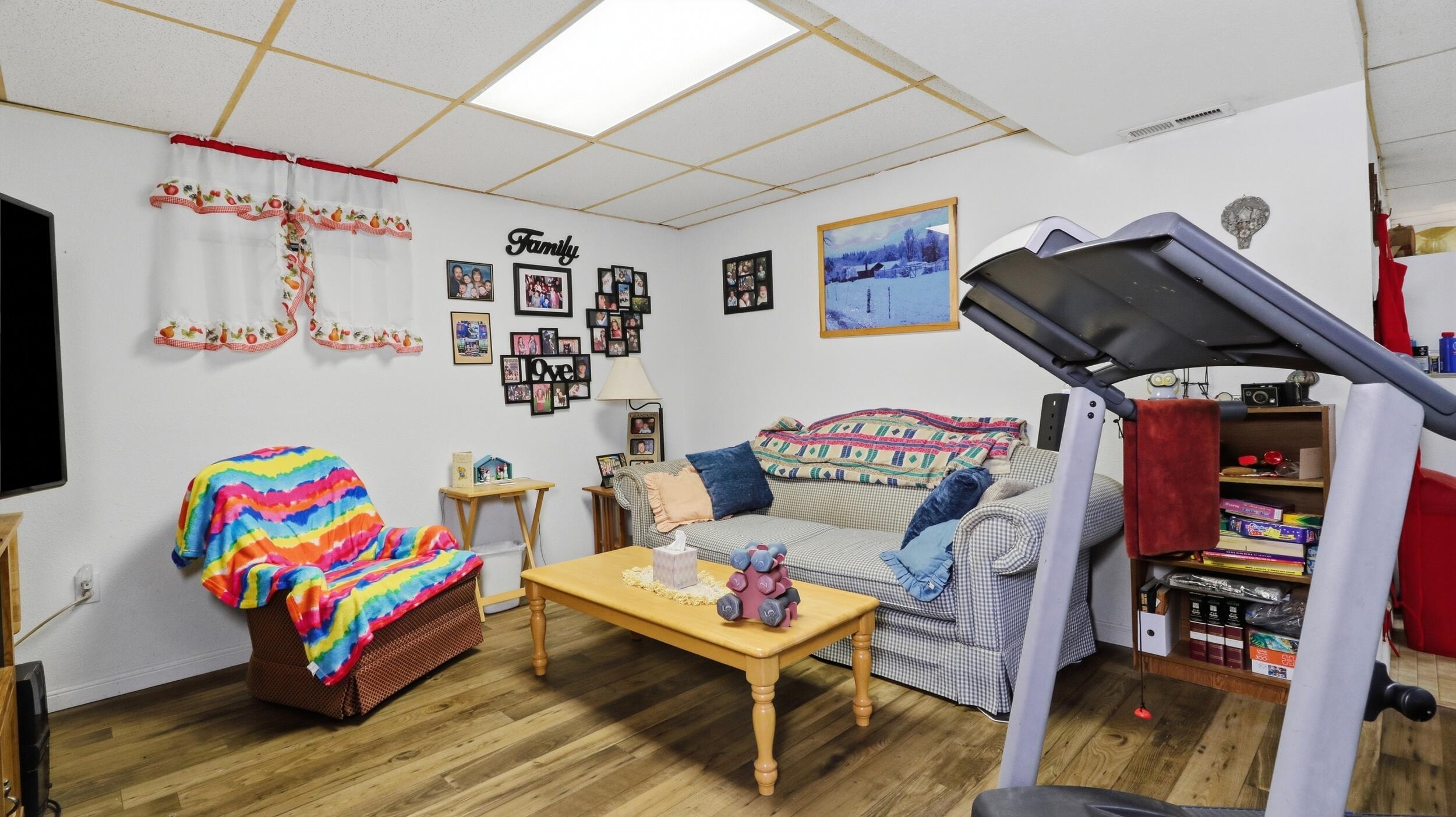 main property photo 60