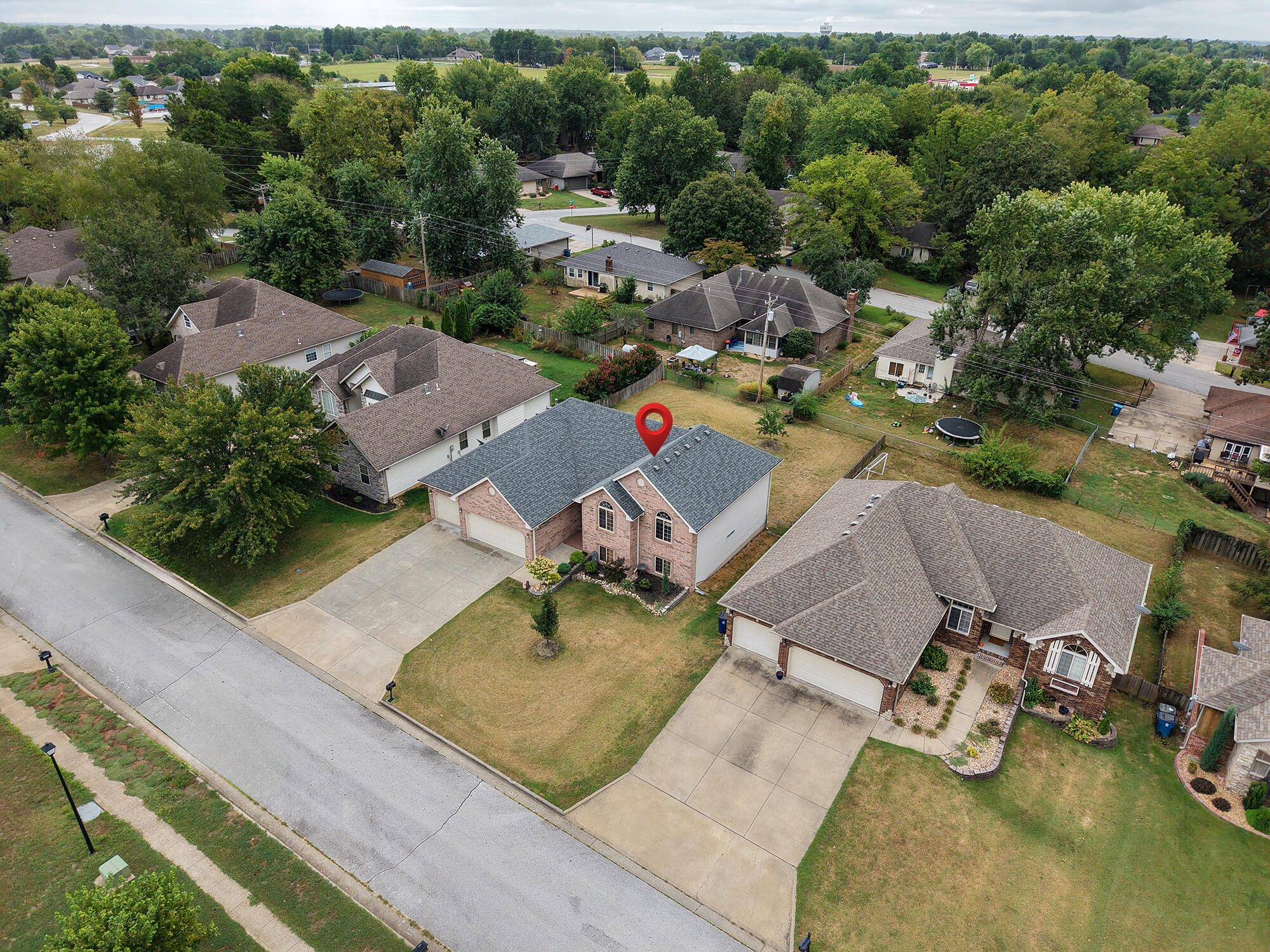 main property photo 60