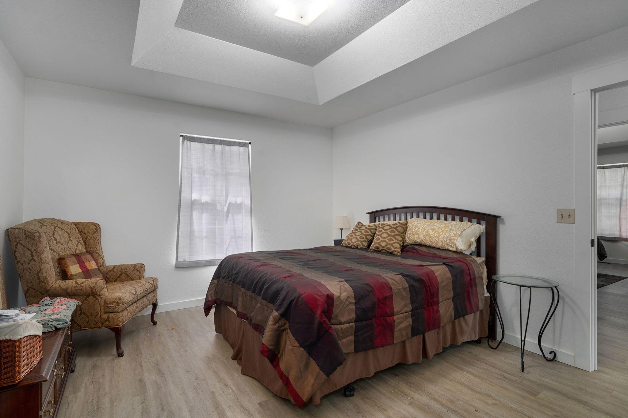 main property photo 14