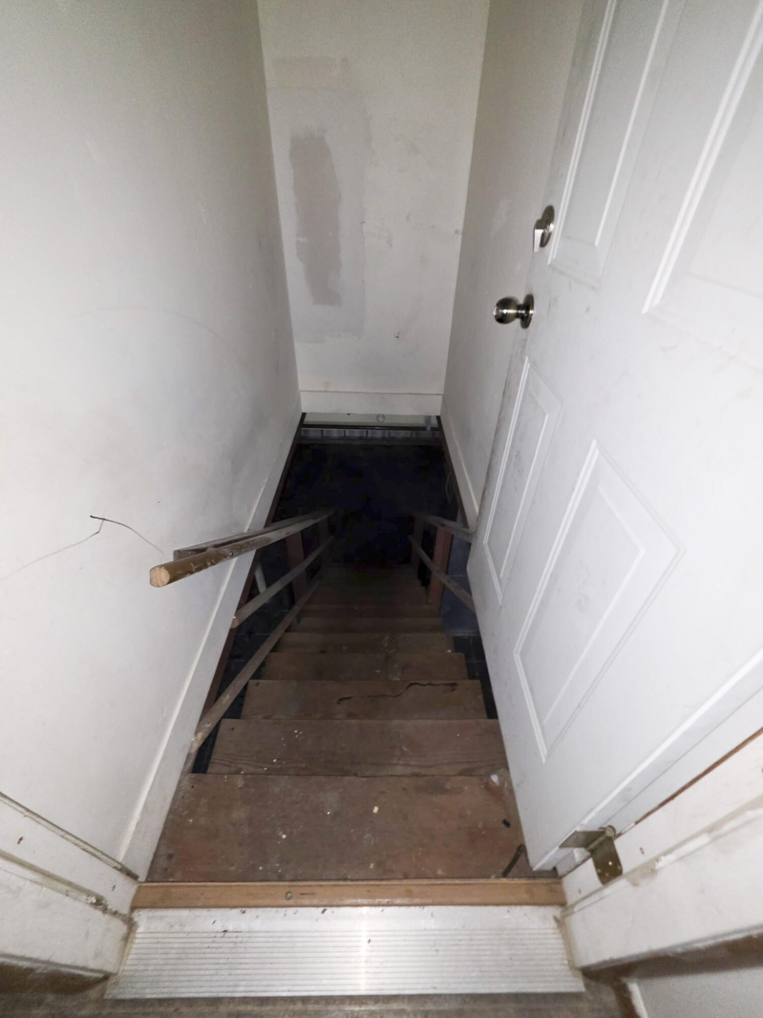 main property photo 19