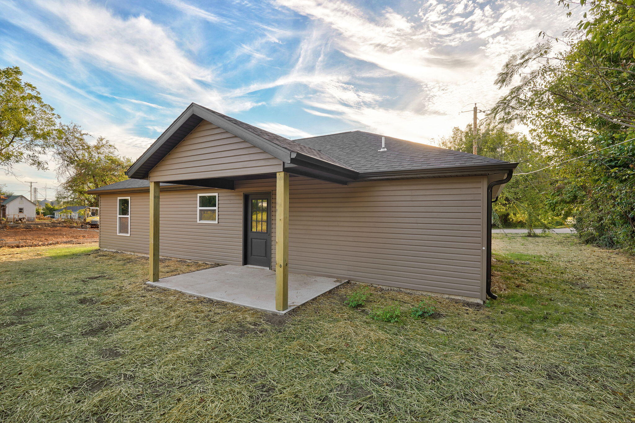 main property photo 21