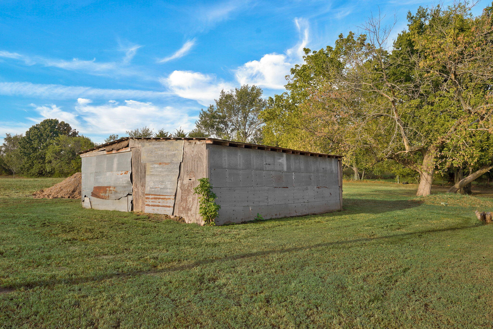 main property photo 34