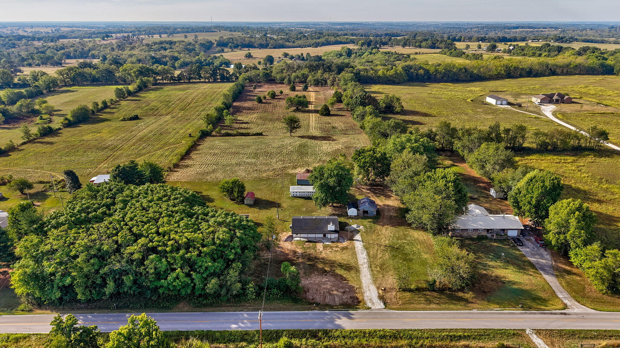 main property photo 36