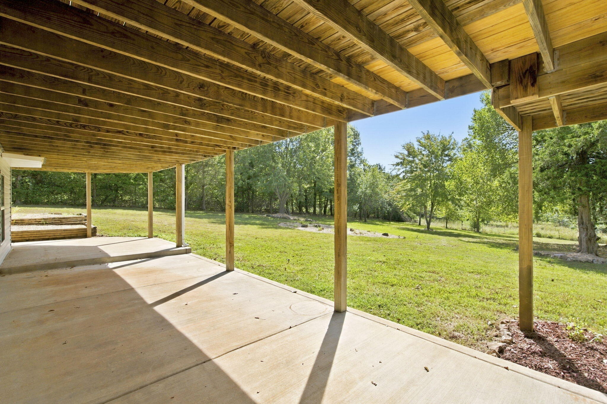 main property photo 34