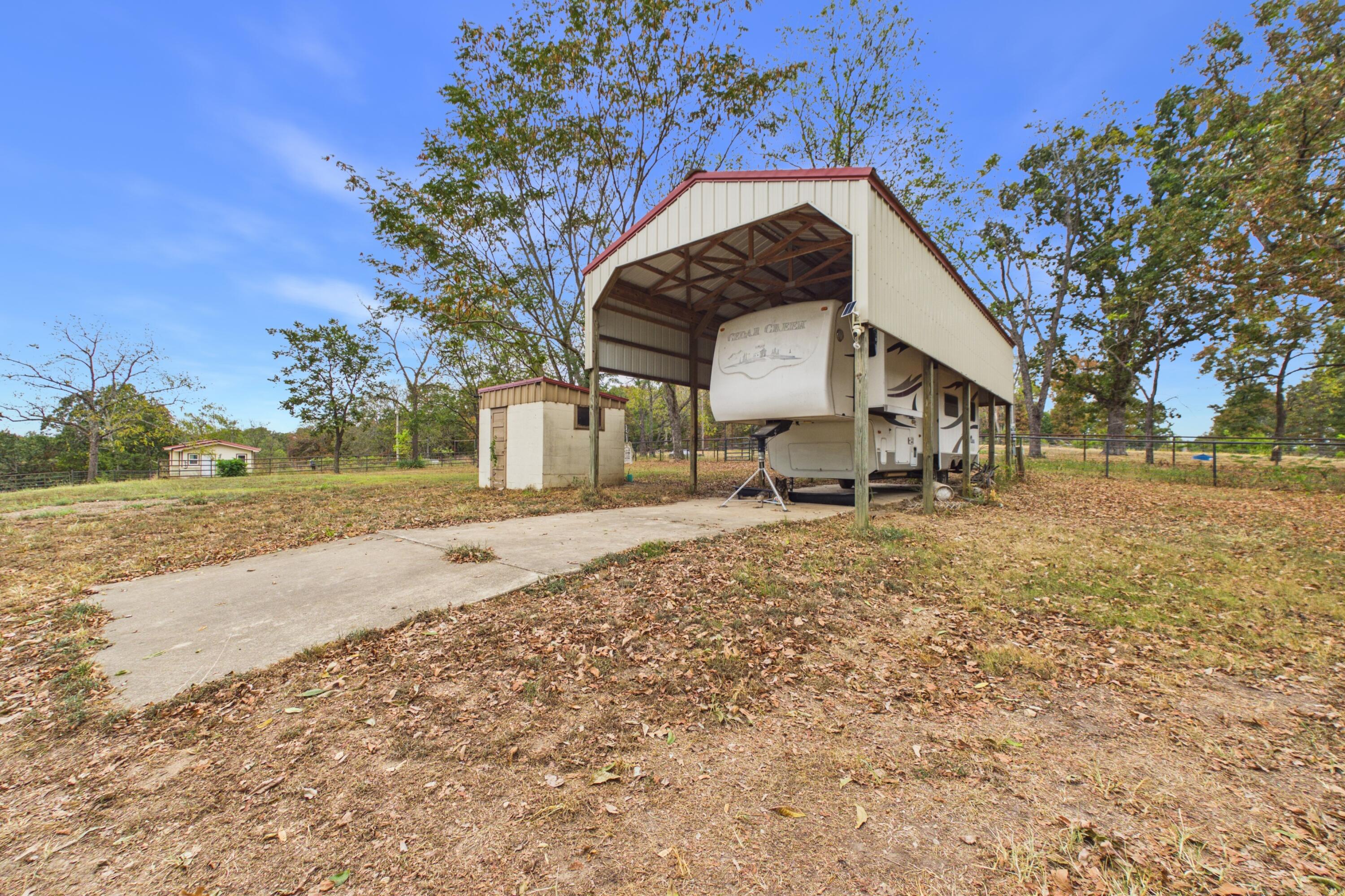 main property photo 26