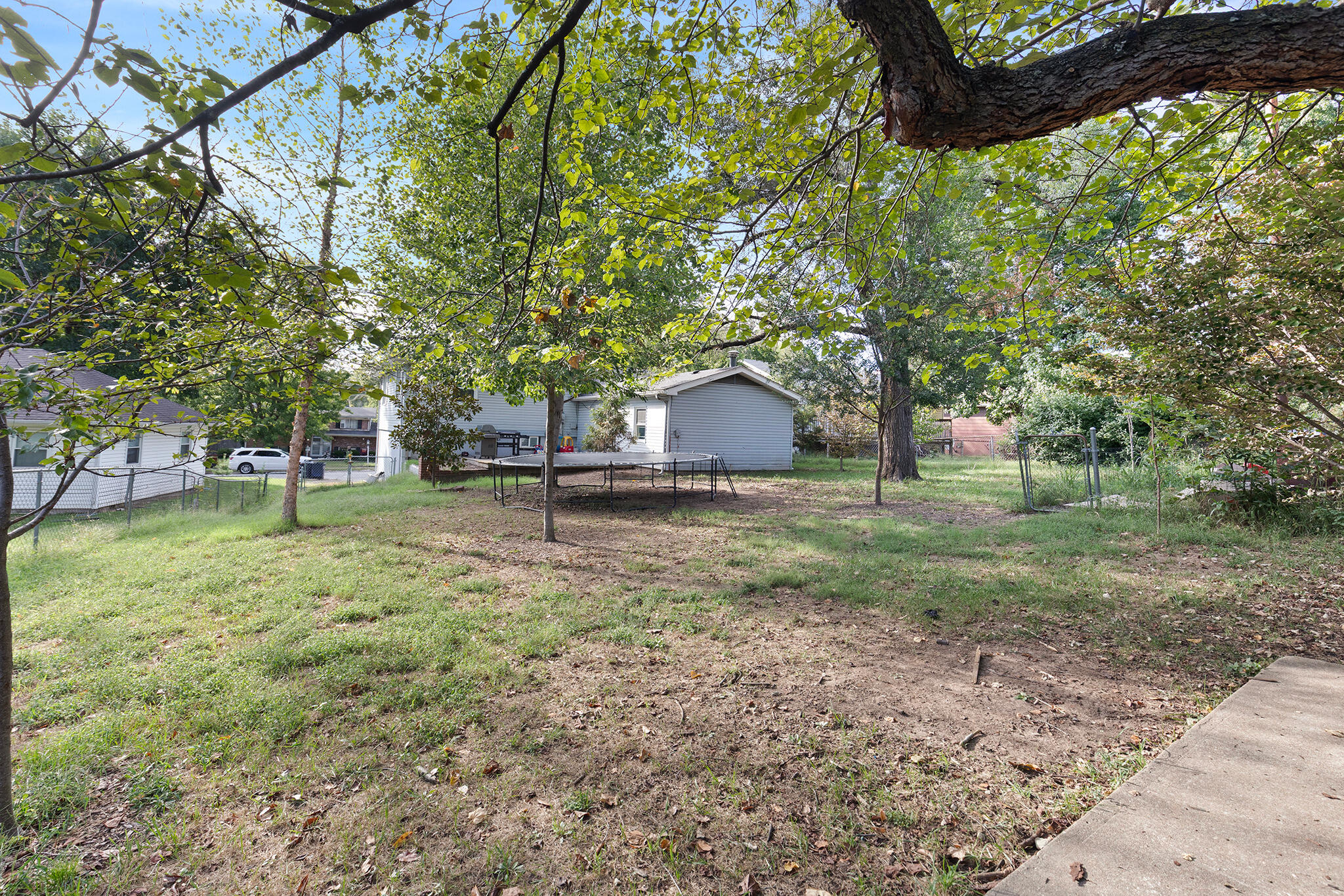 main property photo 20