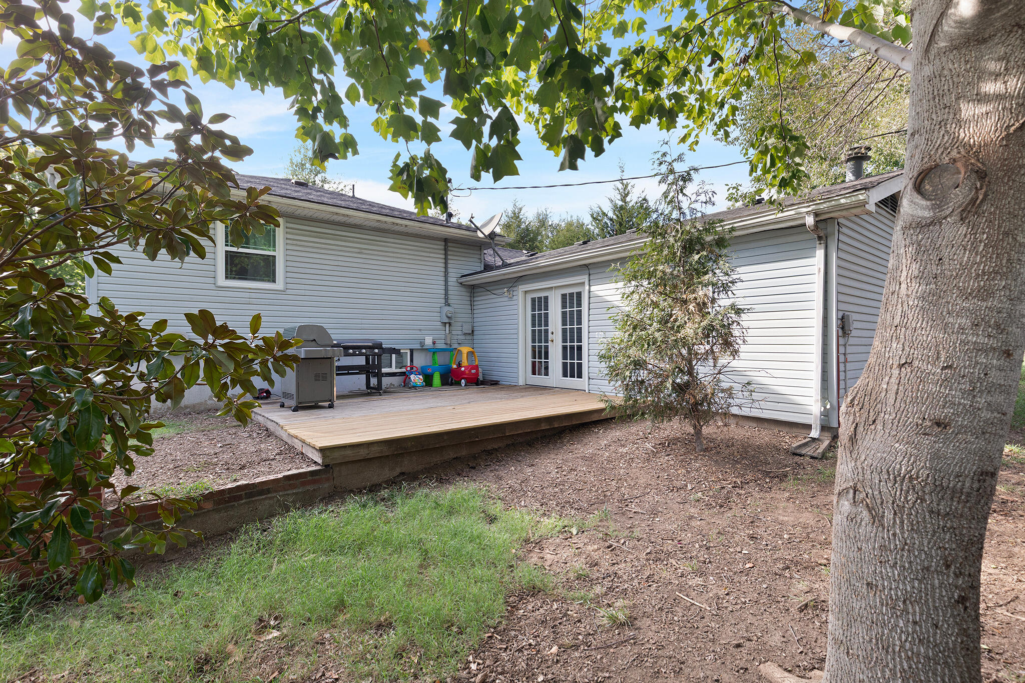 main property photo 21