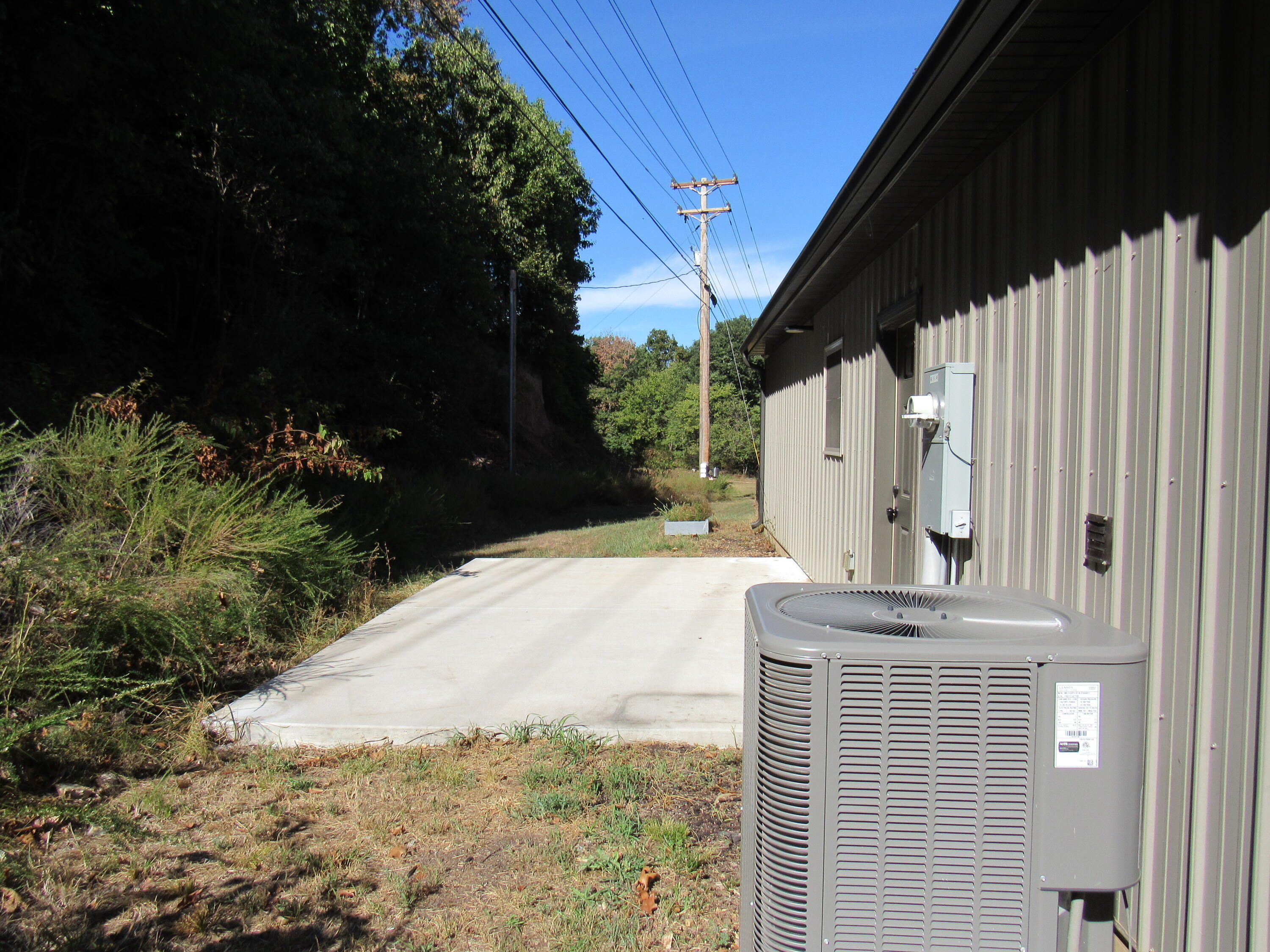 main property photo 12