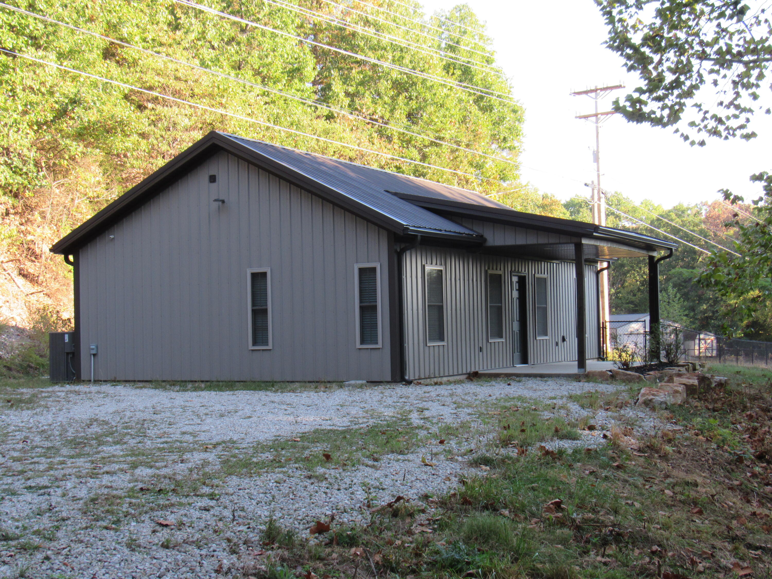 main property photo 17