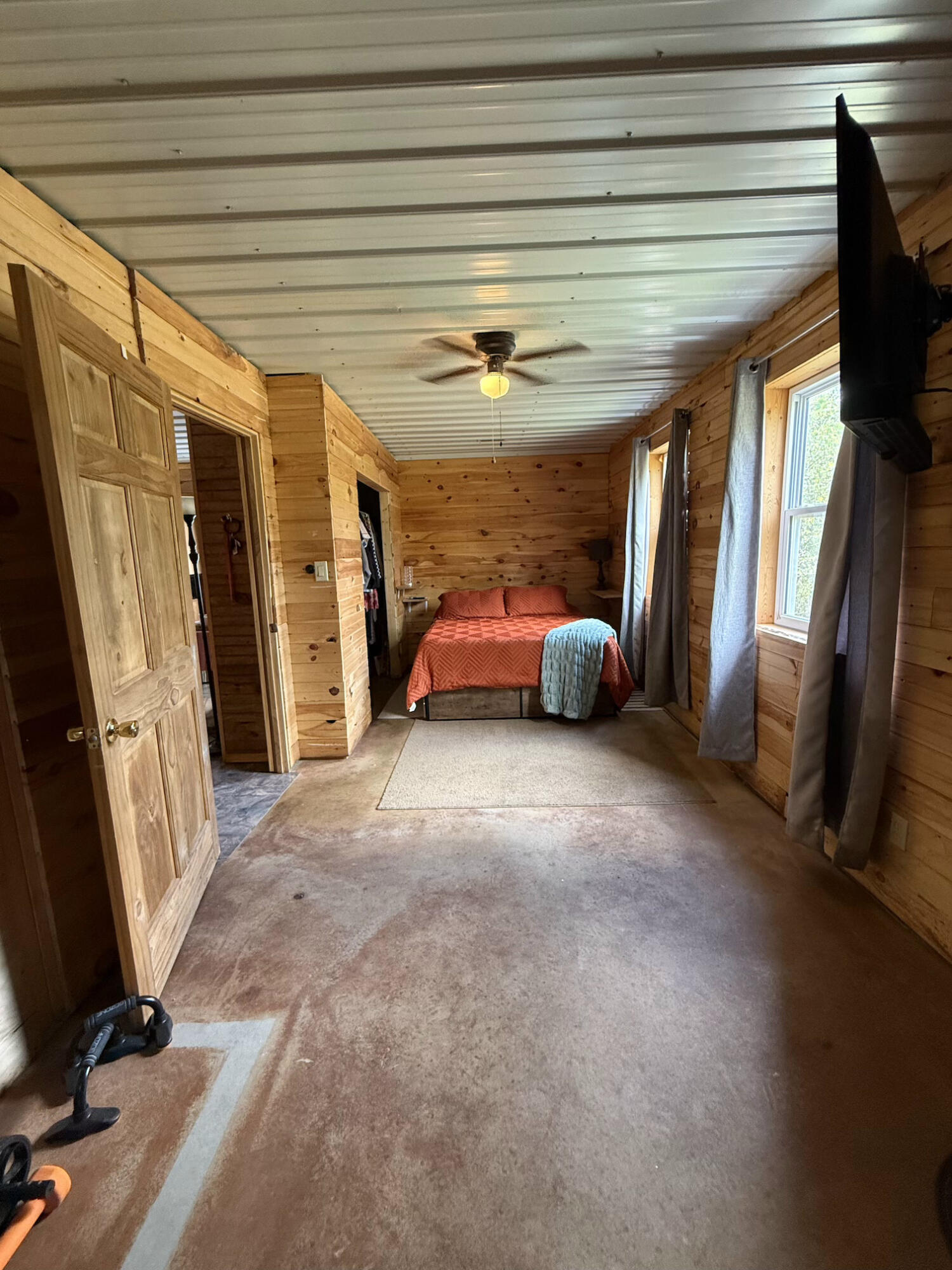 main property photo 16