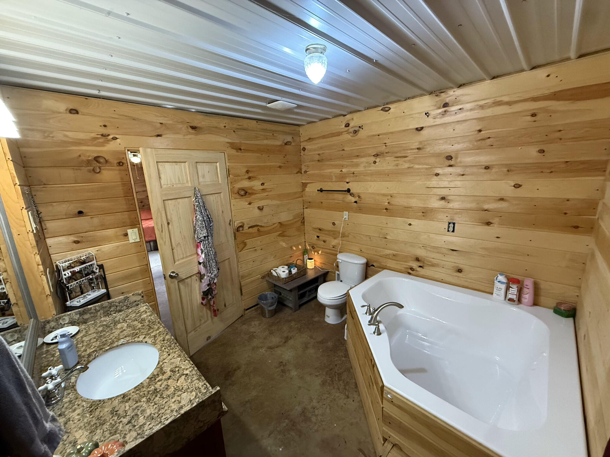 main property photo 19