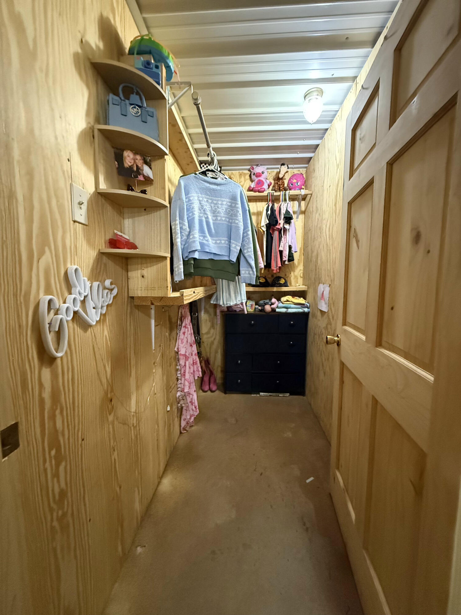 main property photo 22
