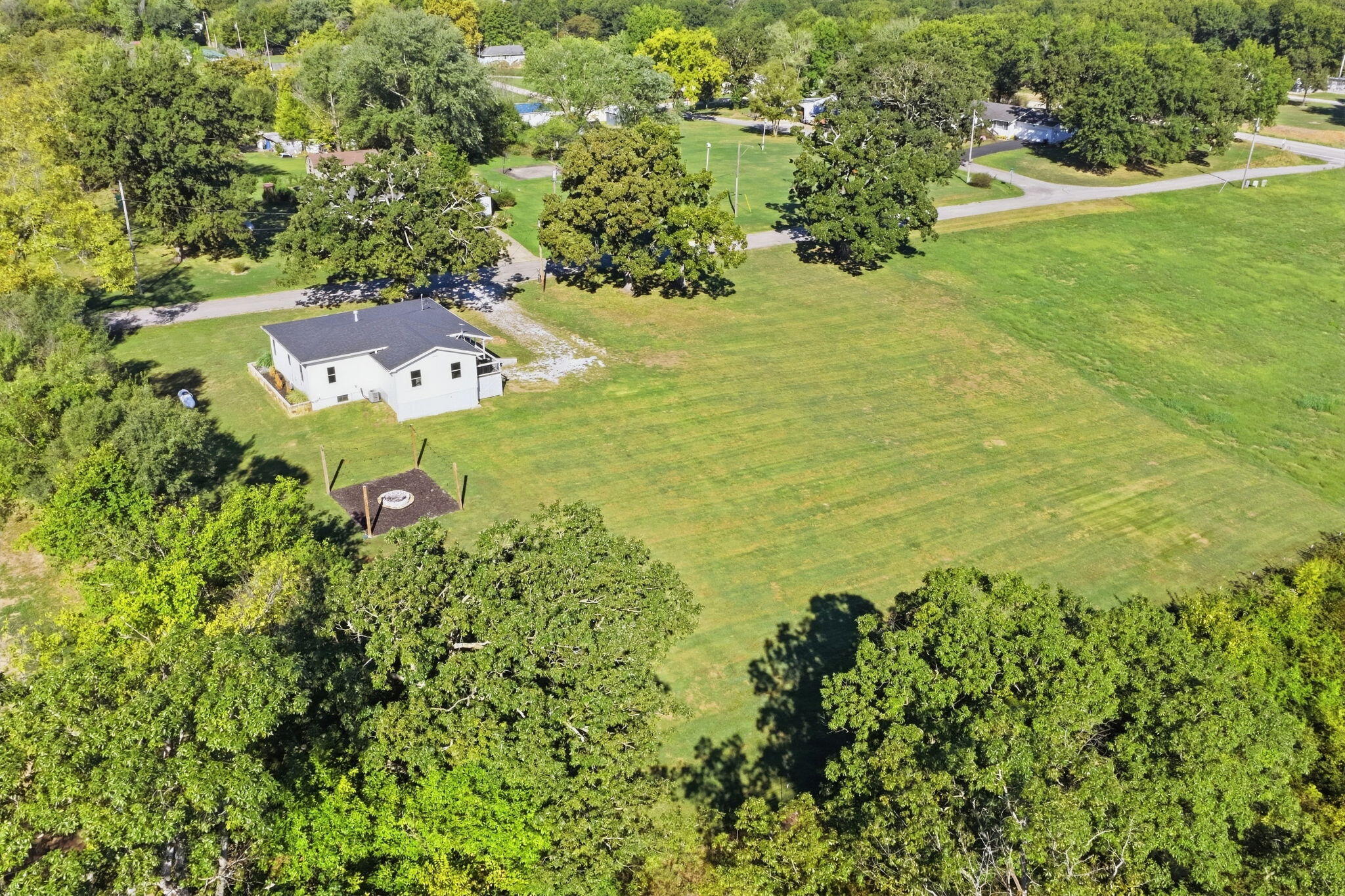 main property photo 33
