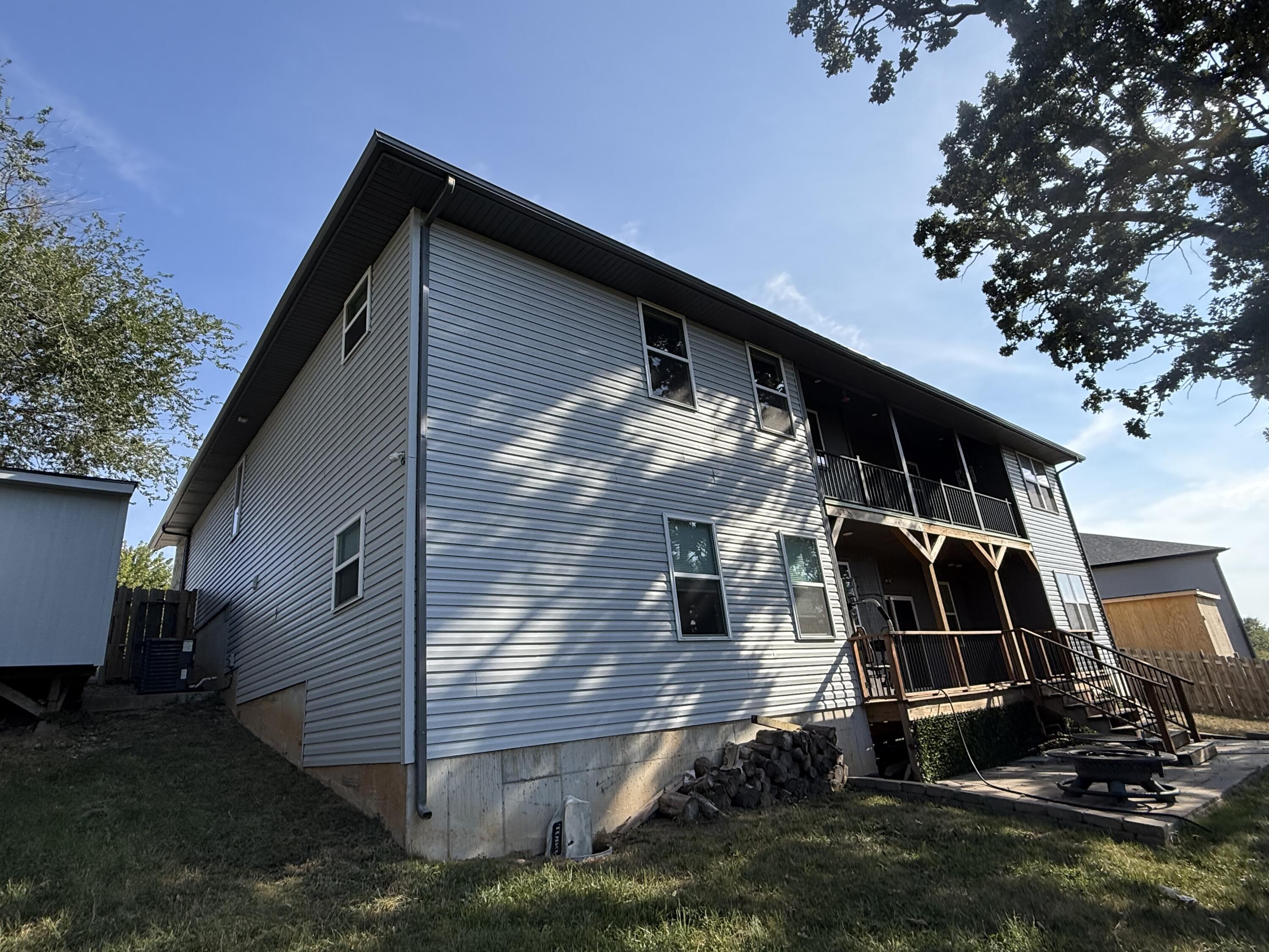 main property photo 40