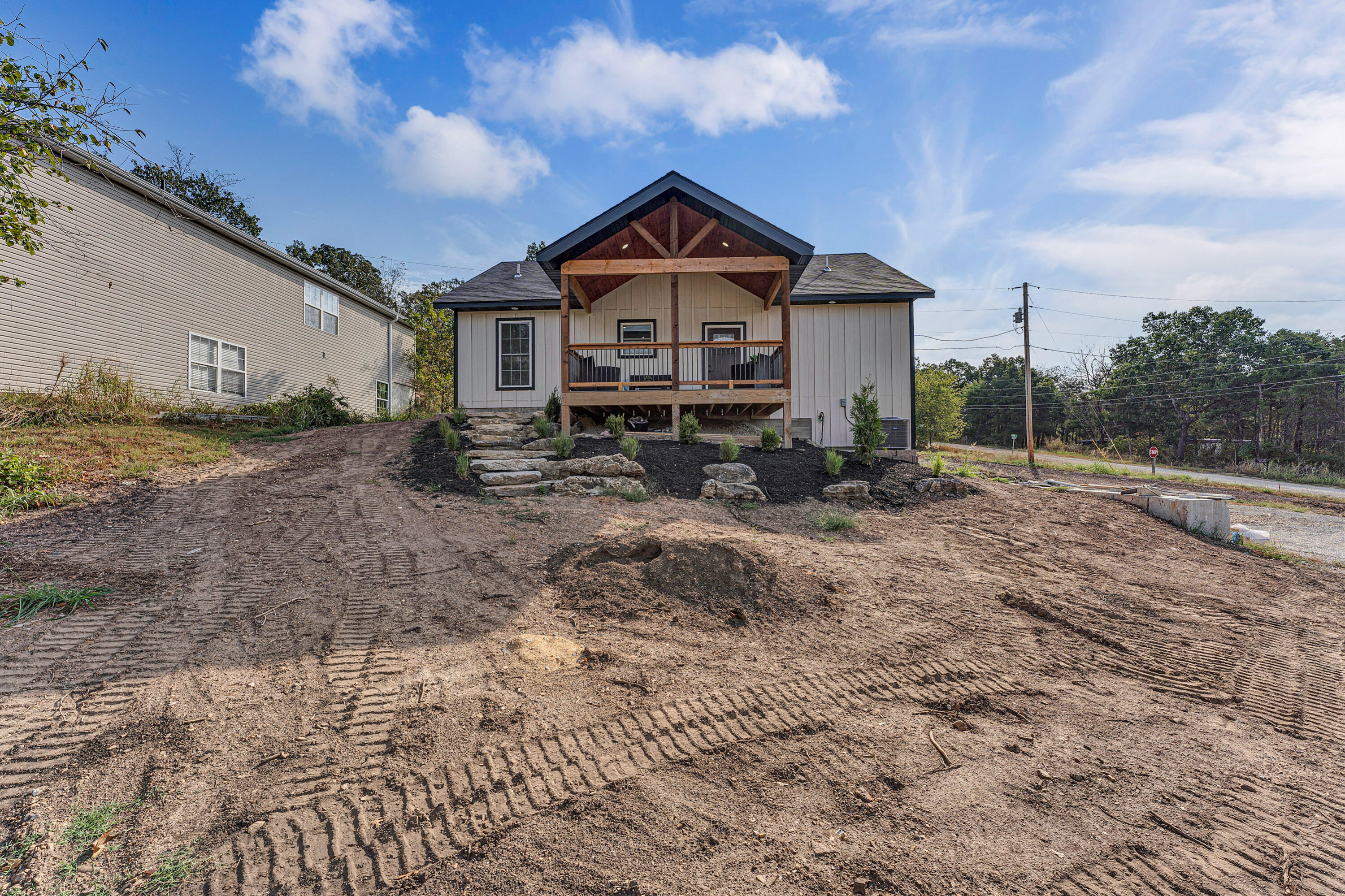 main property photo 27
