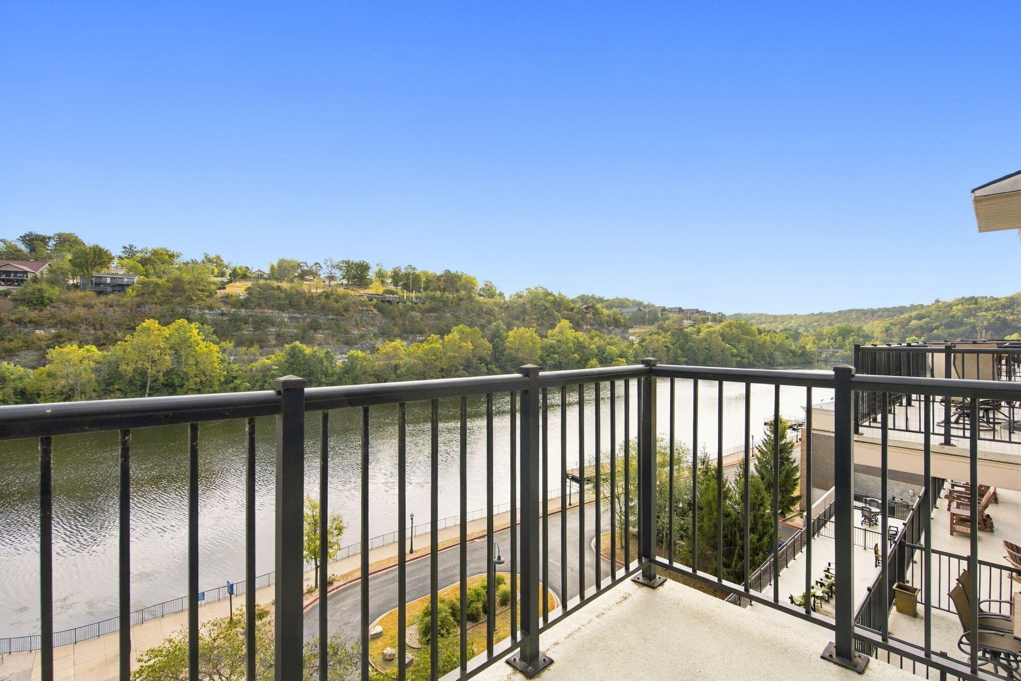 main property photo 20