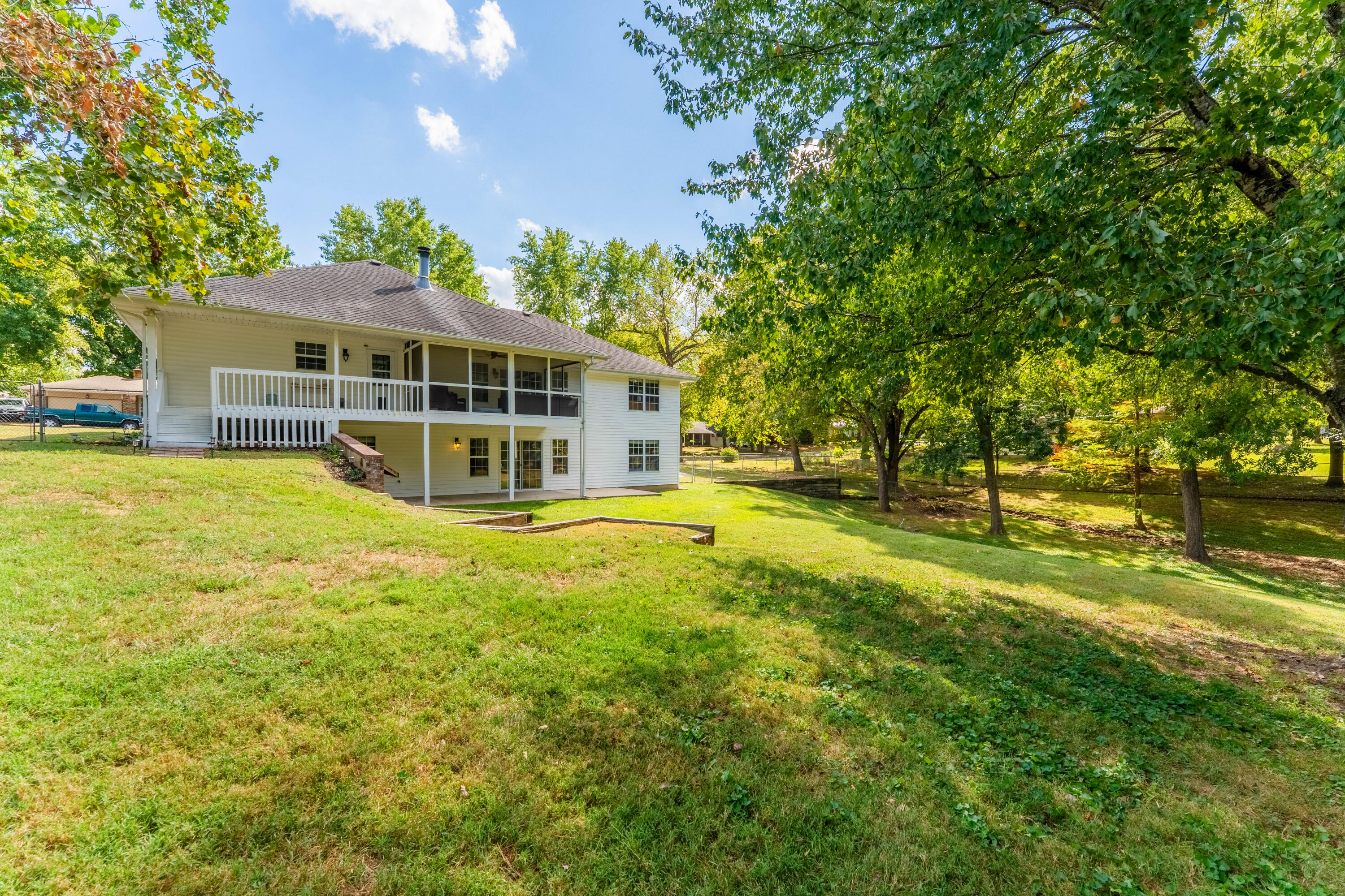 main property photo 60