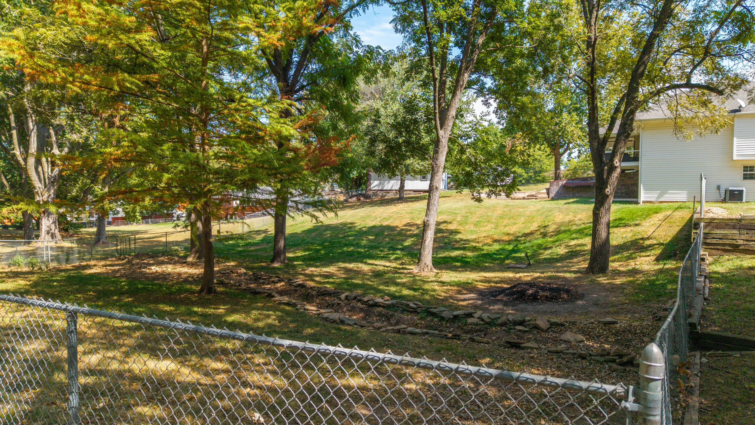 main property photo 65