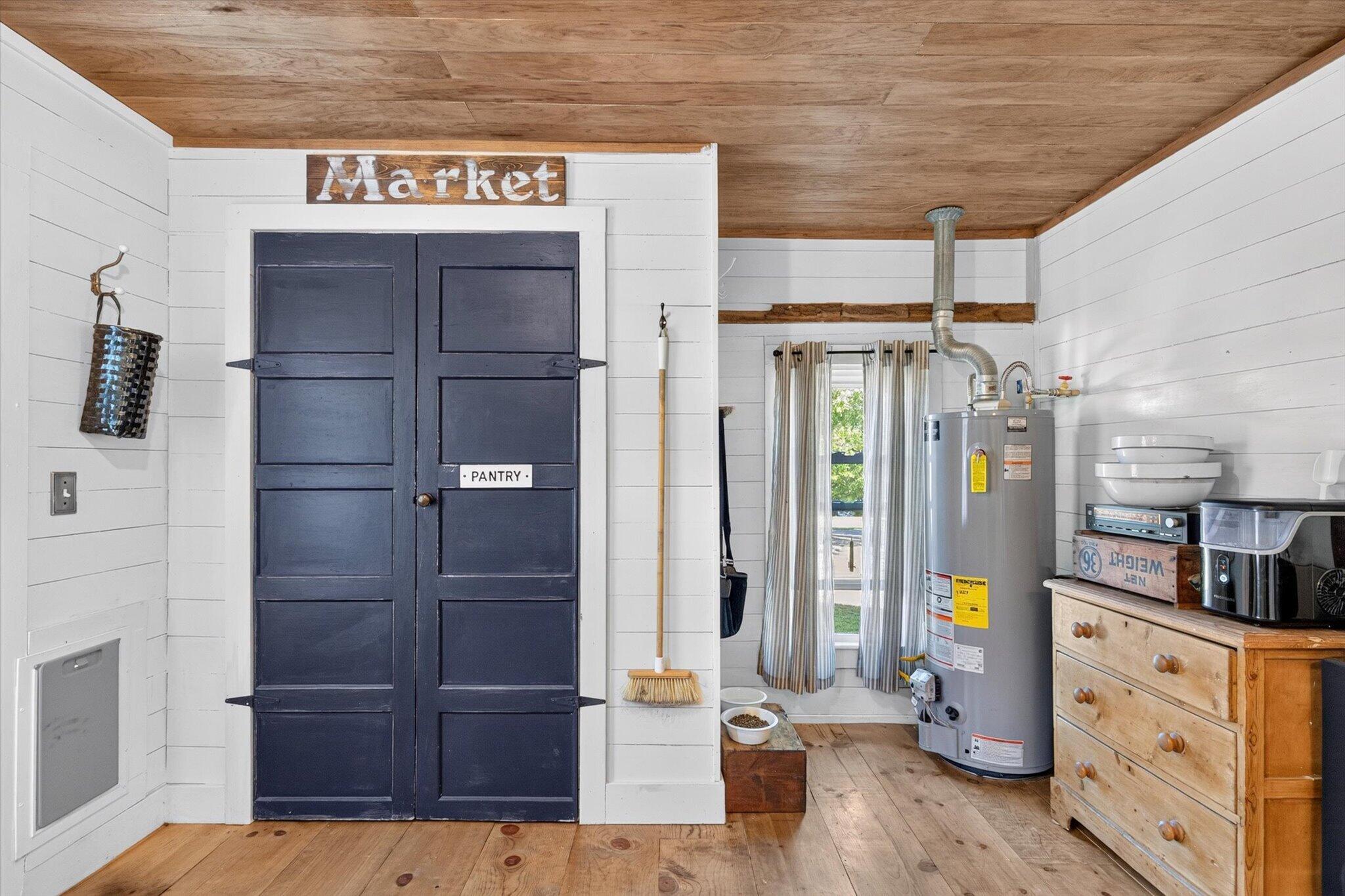 main property photo 14