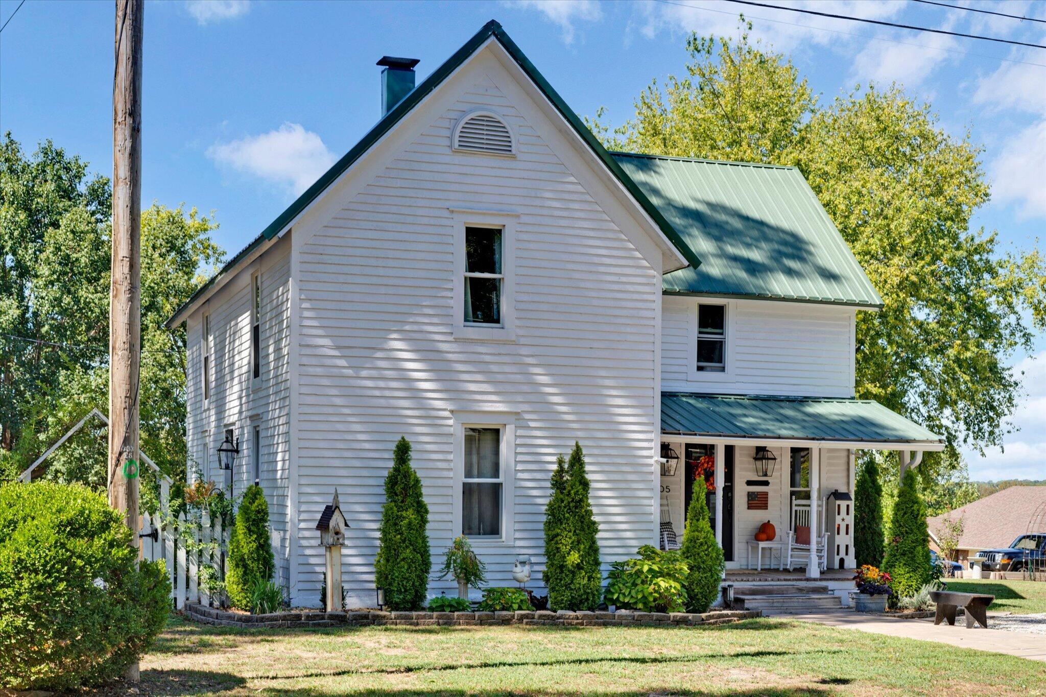 main property photo 3